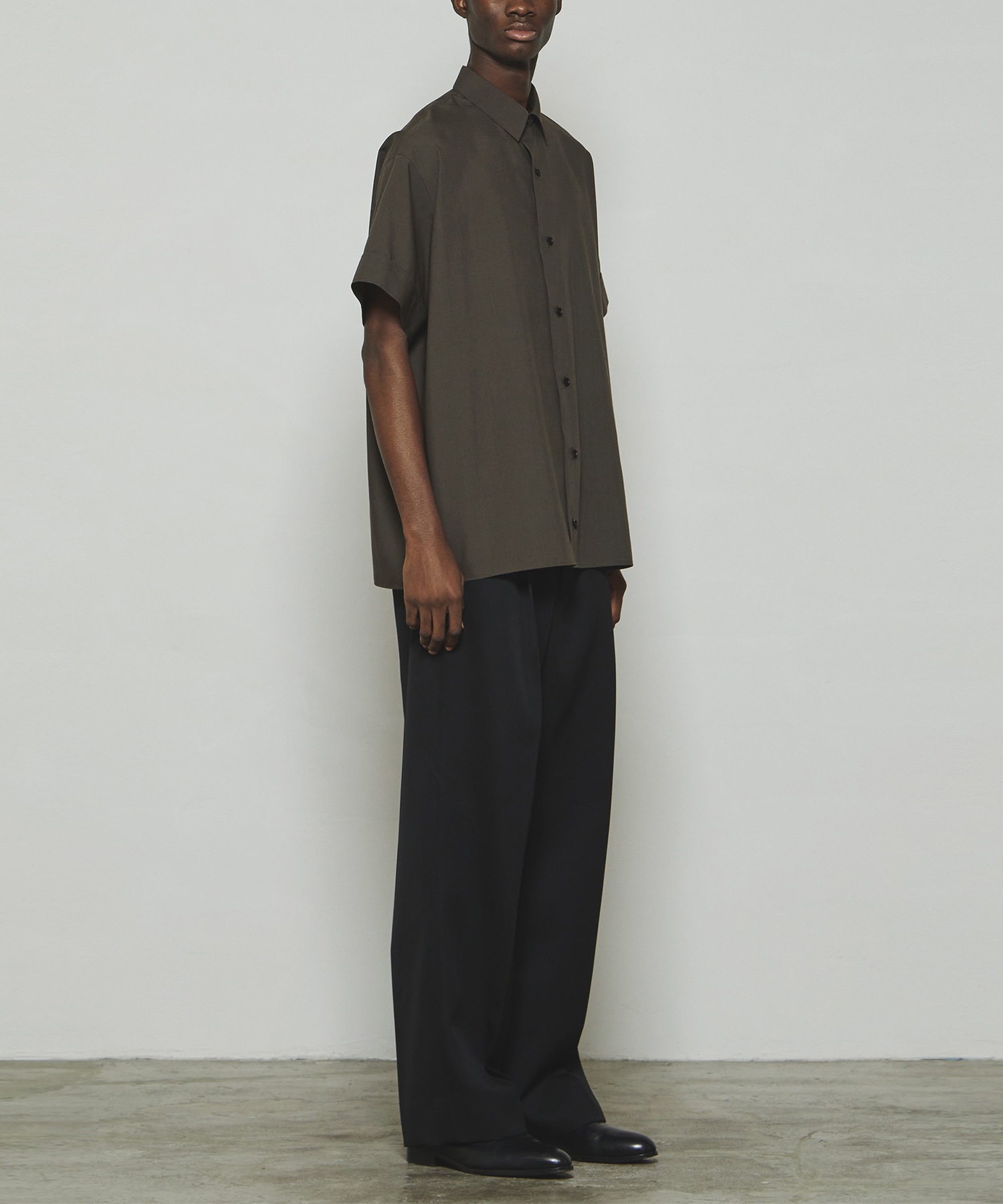 THE PERFECT SHIRT SHORT SLEEVE THE RERACS