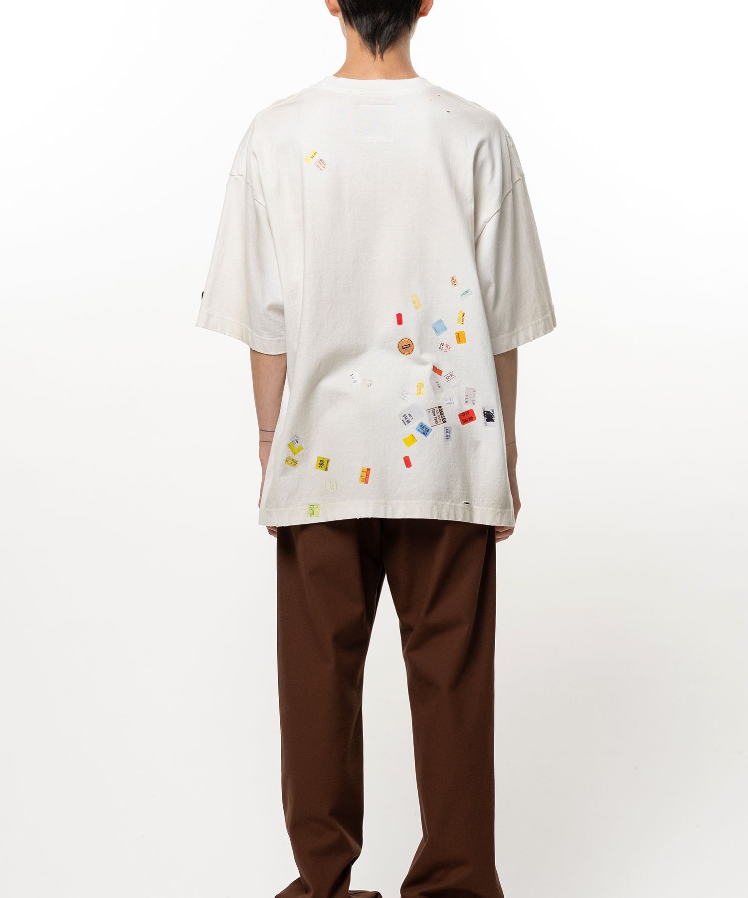 PRICE STICKER TEE Maison MIHARA YASUHIRO