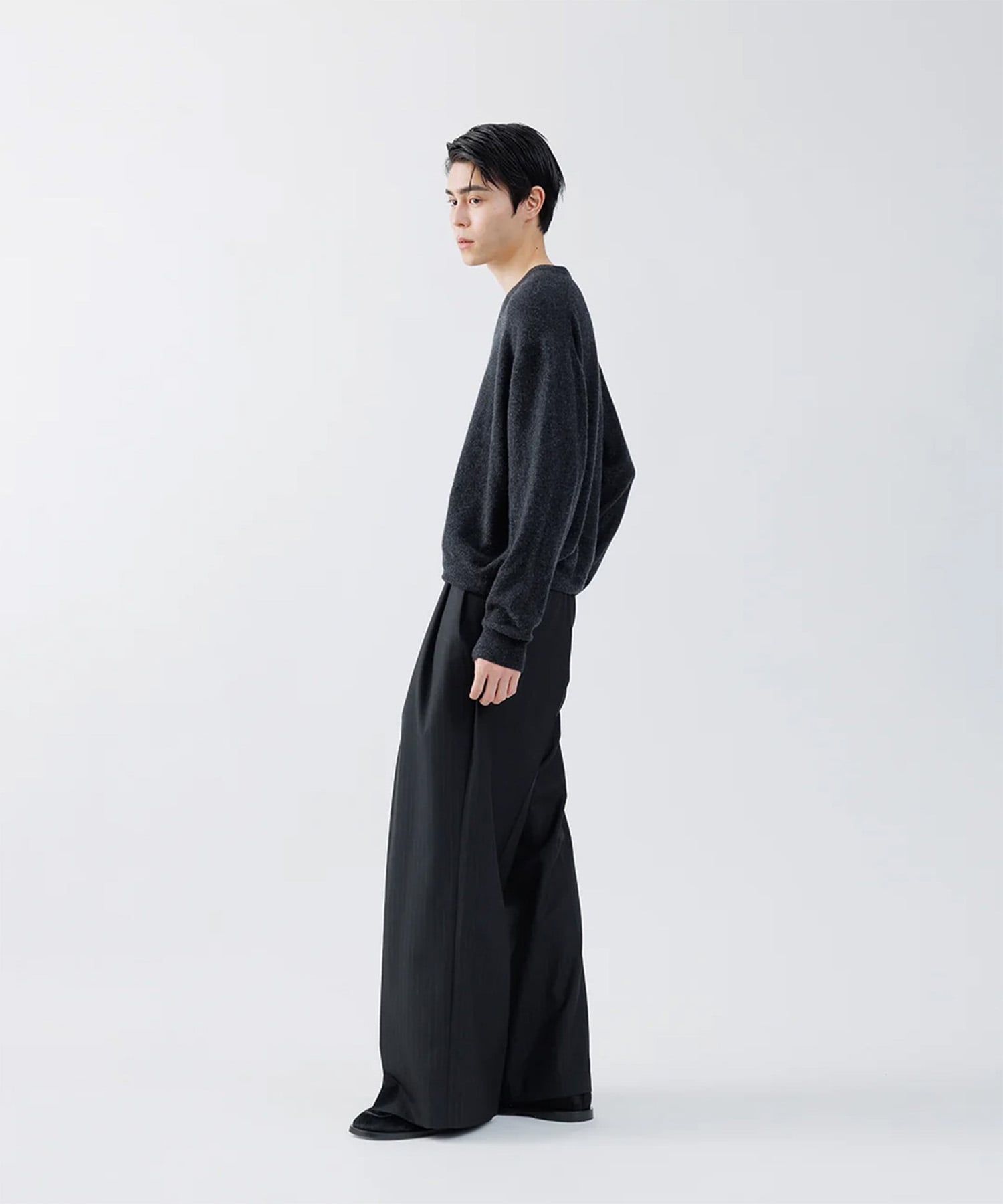 CASHMERE V-NECK KNIT 16 SUBLATIONS