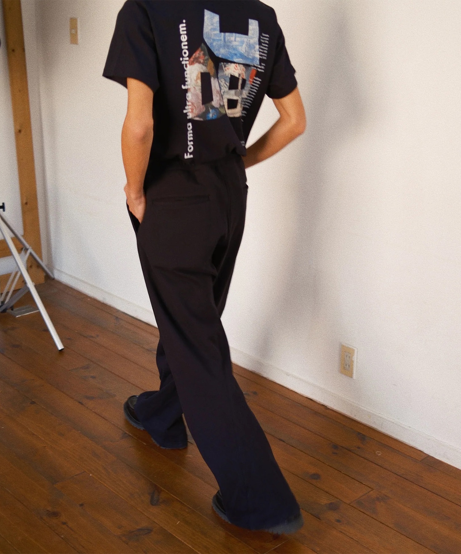 3D cutting sweat pants KHOKI