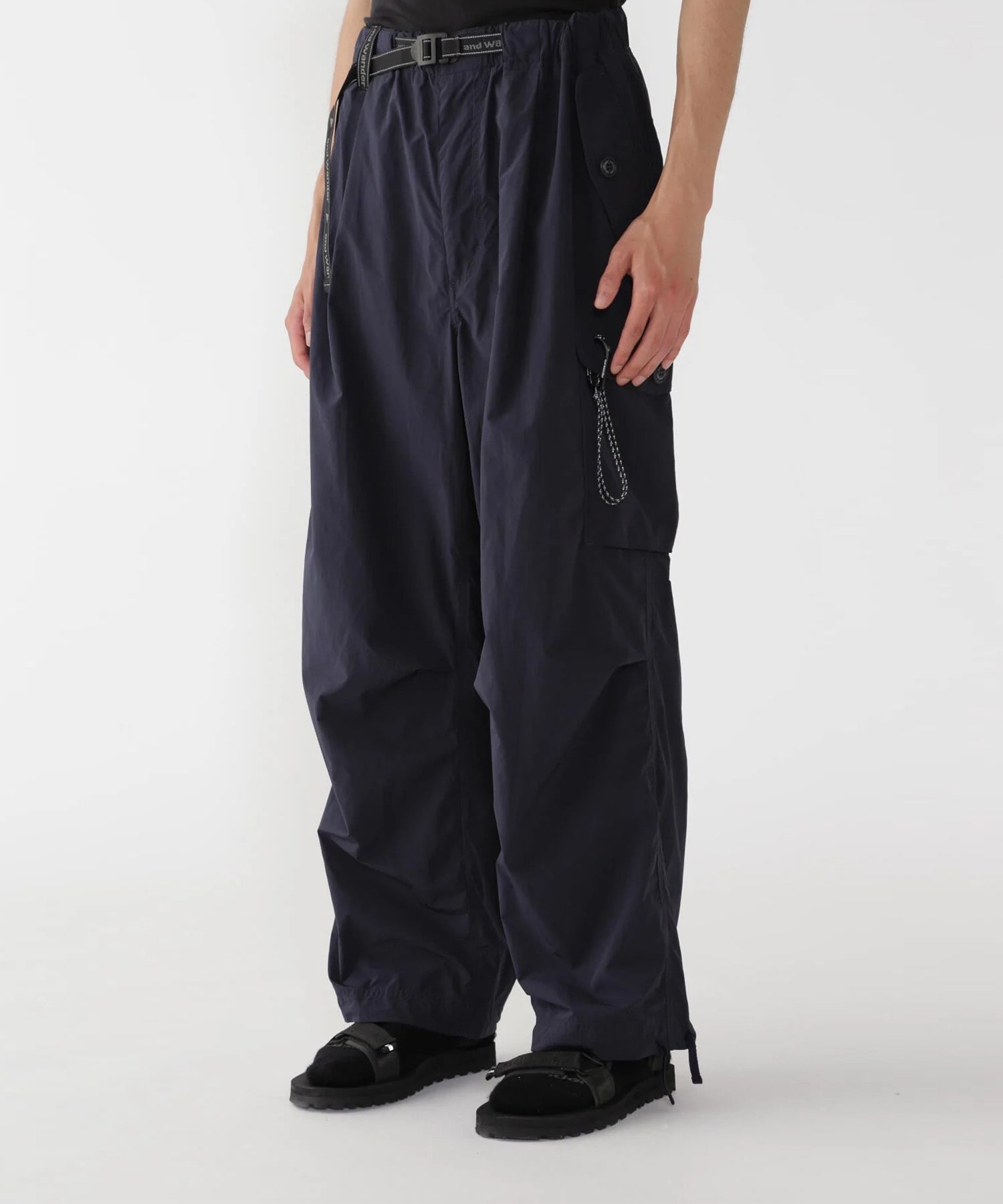 oversized cargo pants and wander
