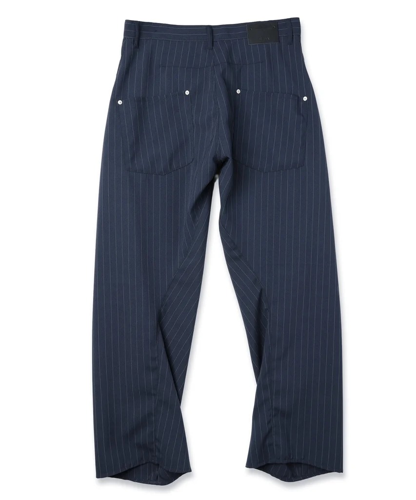 3D STRIPE CUTTING PANTS JieDa