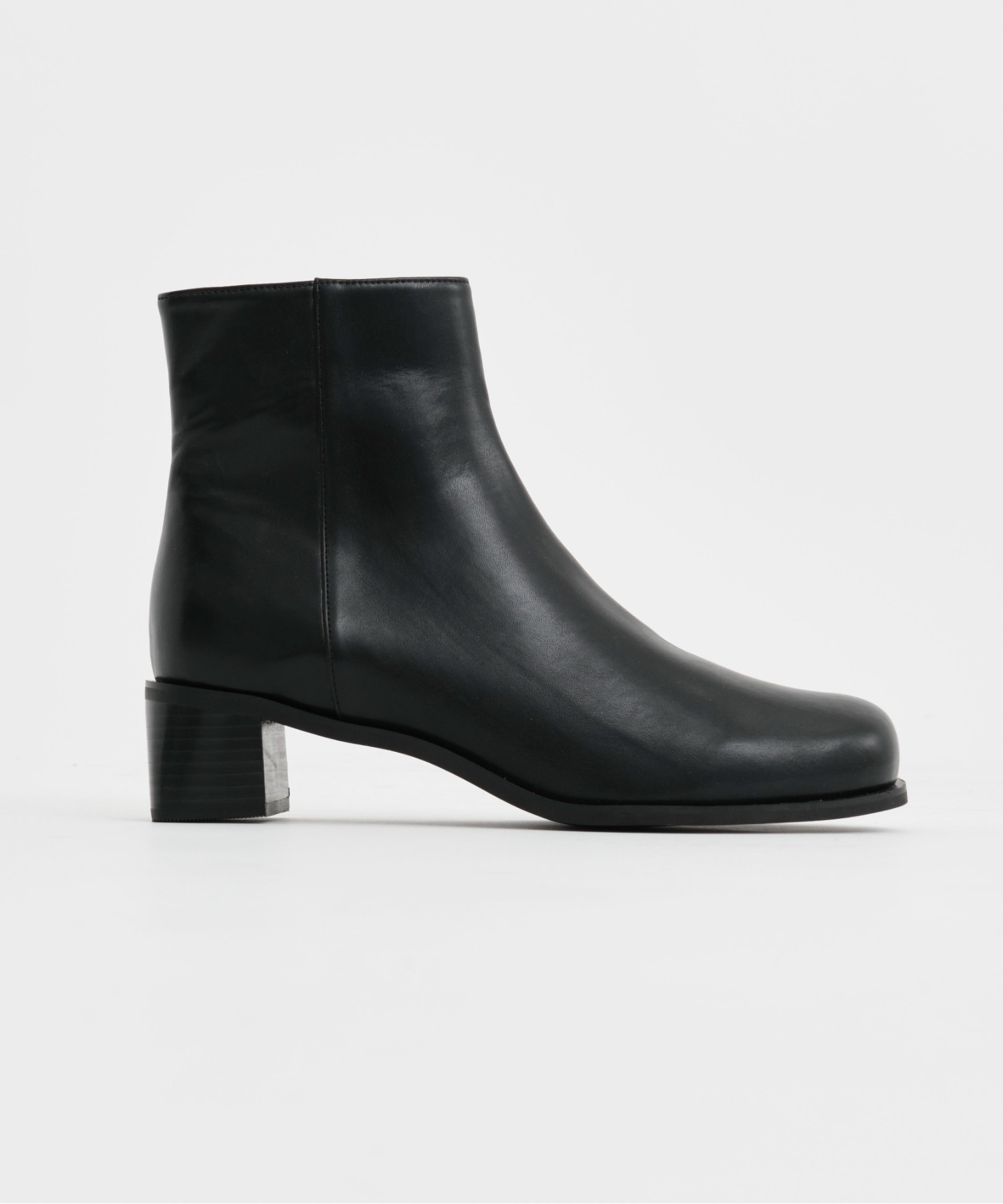 PLATFORM HEEL BOOTS STUDIOUS