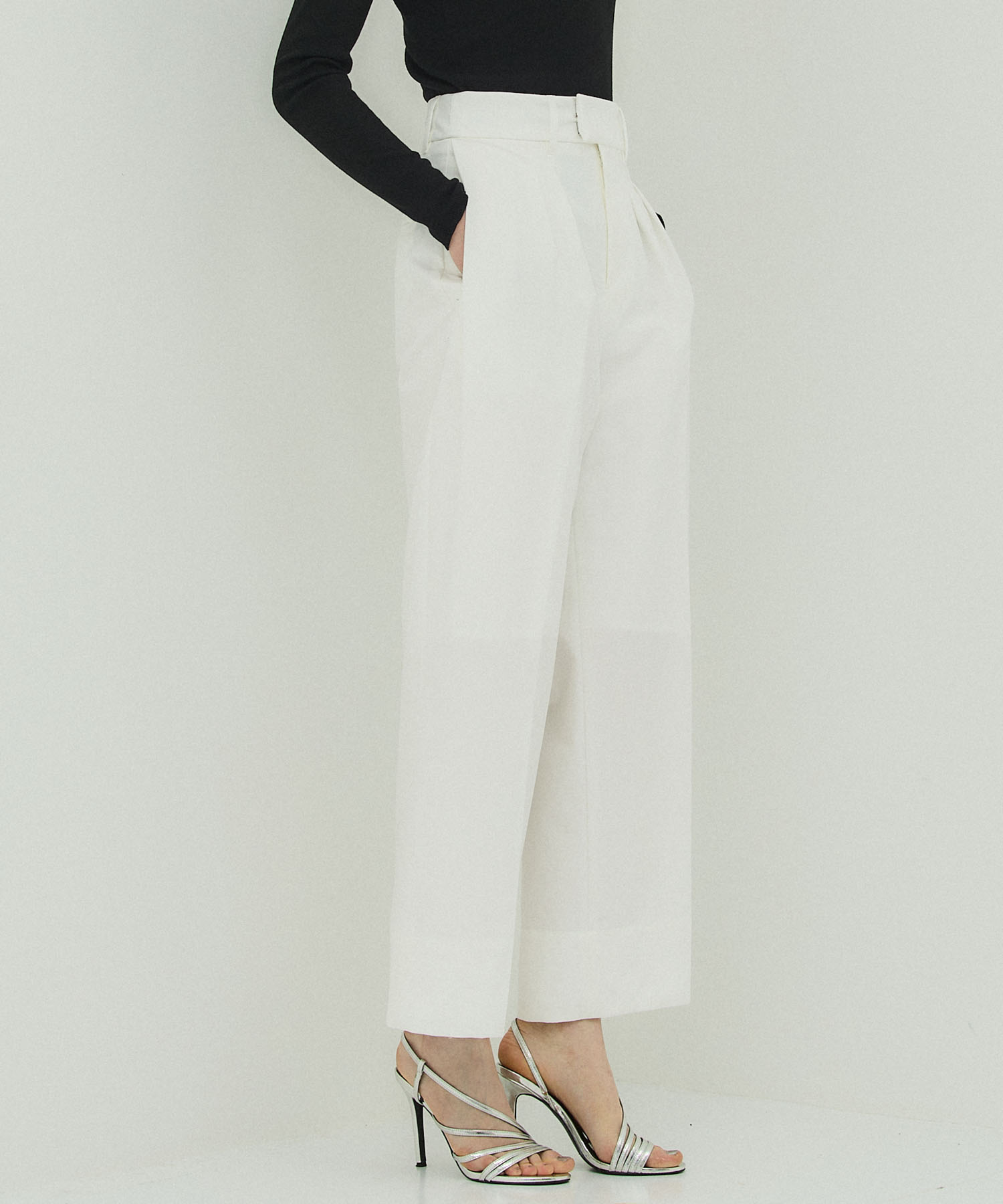 コットンタイプライタータックパンツ(1 WHITE): STUDIOUS: WOMENS