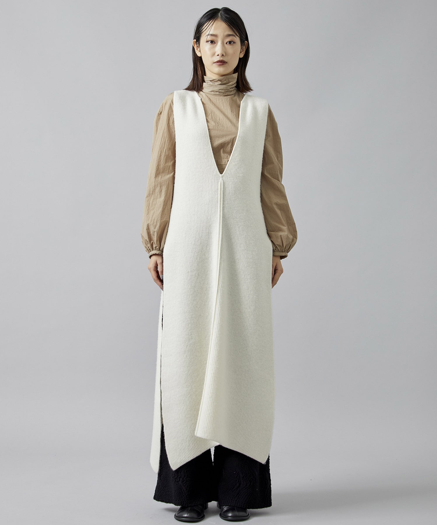 Knit over dress Lautashi