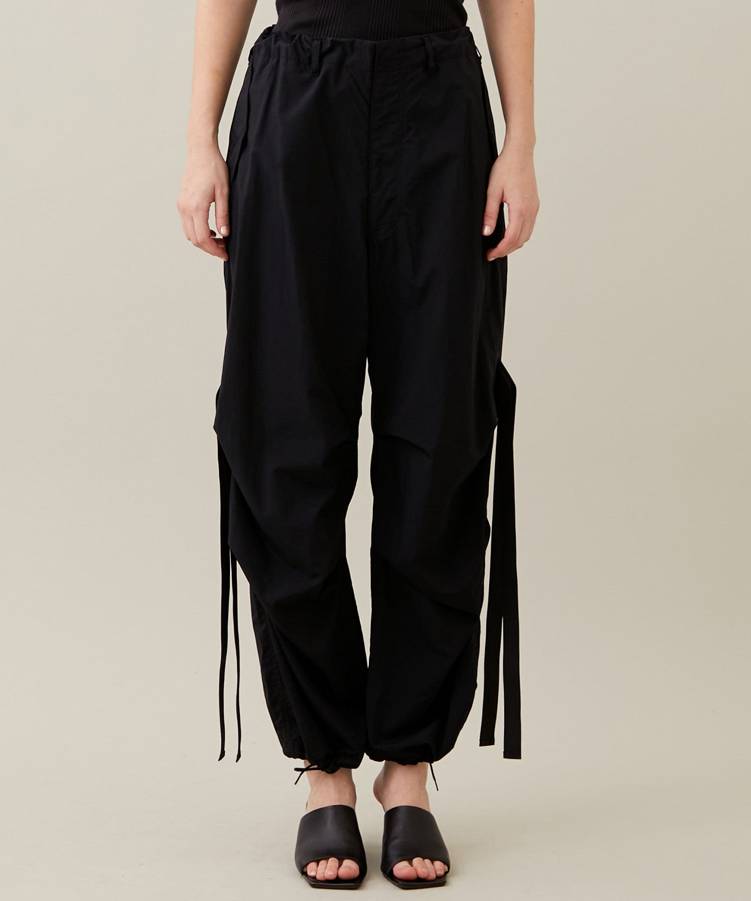 Recycling nylon parachute pants(1 BLACK): 08sircus: WOMENS