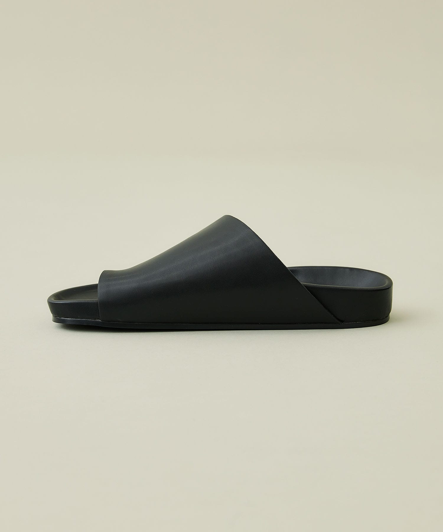 WIDE THONG FLAT SANDAL(37 BLACK): UN3D.: WOMENS｜ STUDIOUS ONLINE