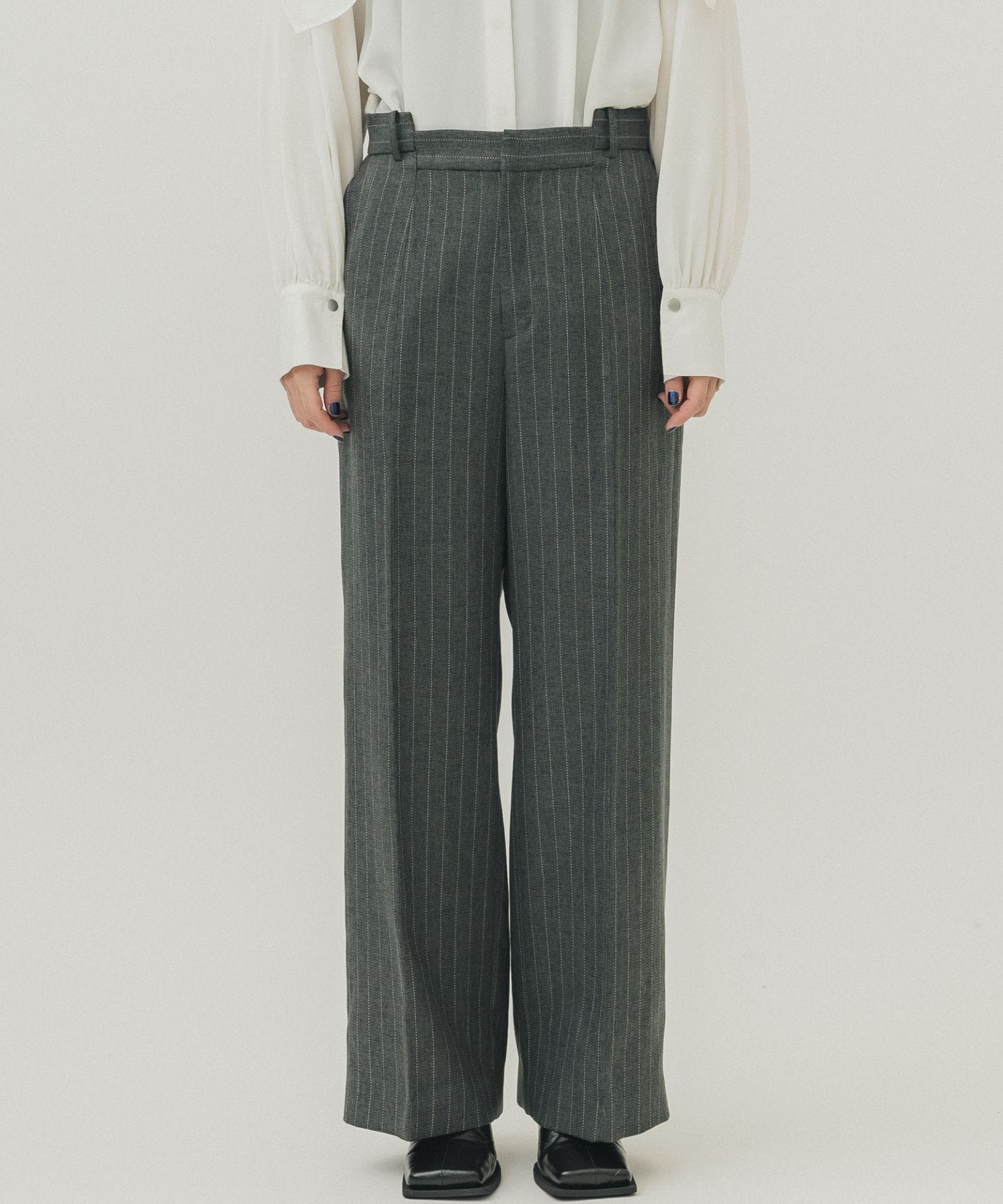 Side Paneled Trousers Pinstripe(1 STRIPE): STUDIOUS: WOMENS