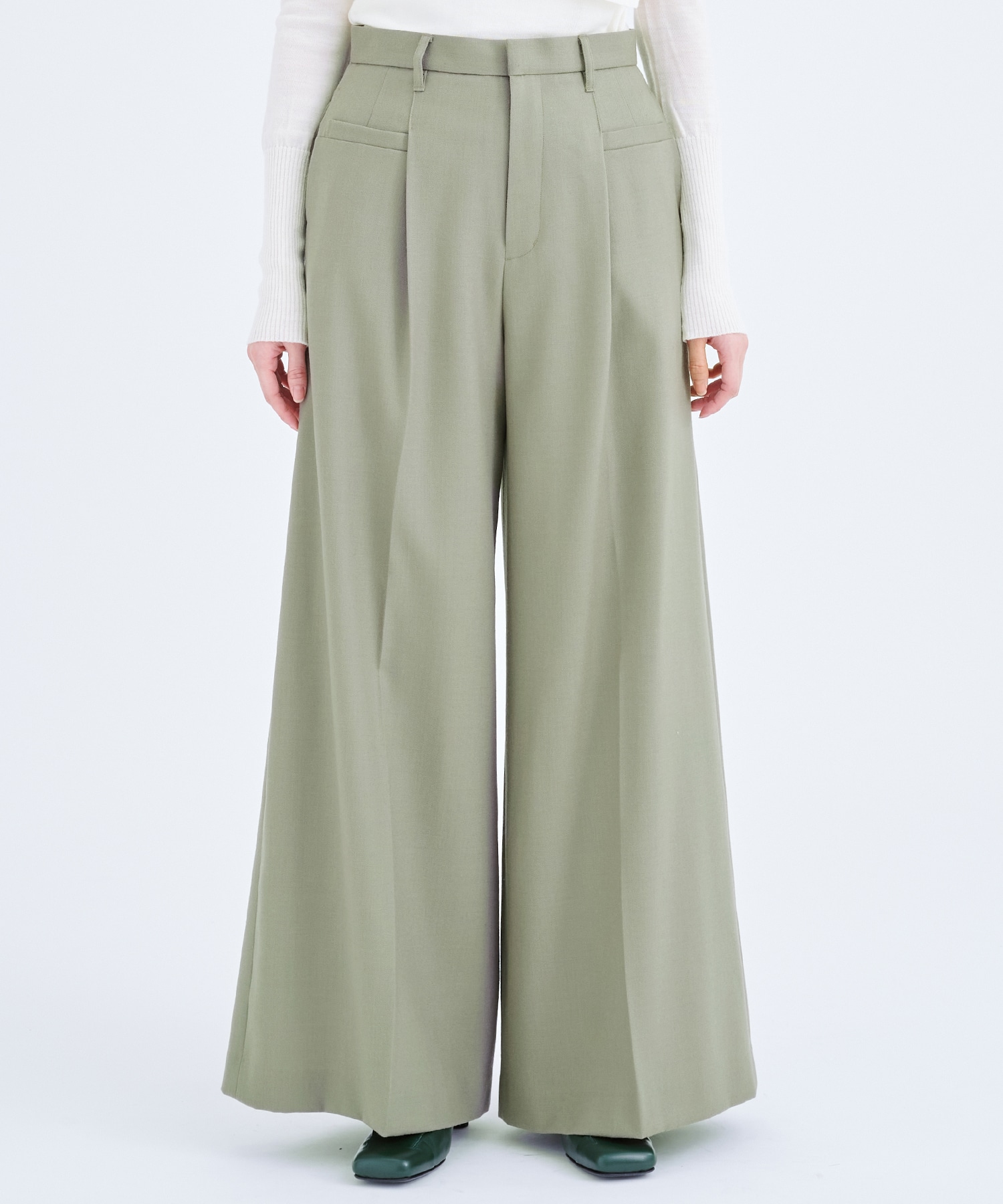 Terese wide tuck Pants KH AKIRANAKA