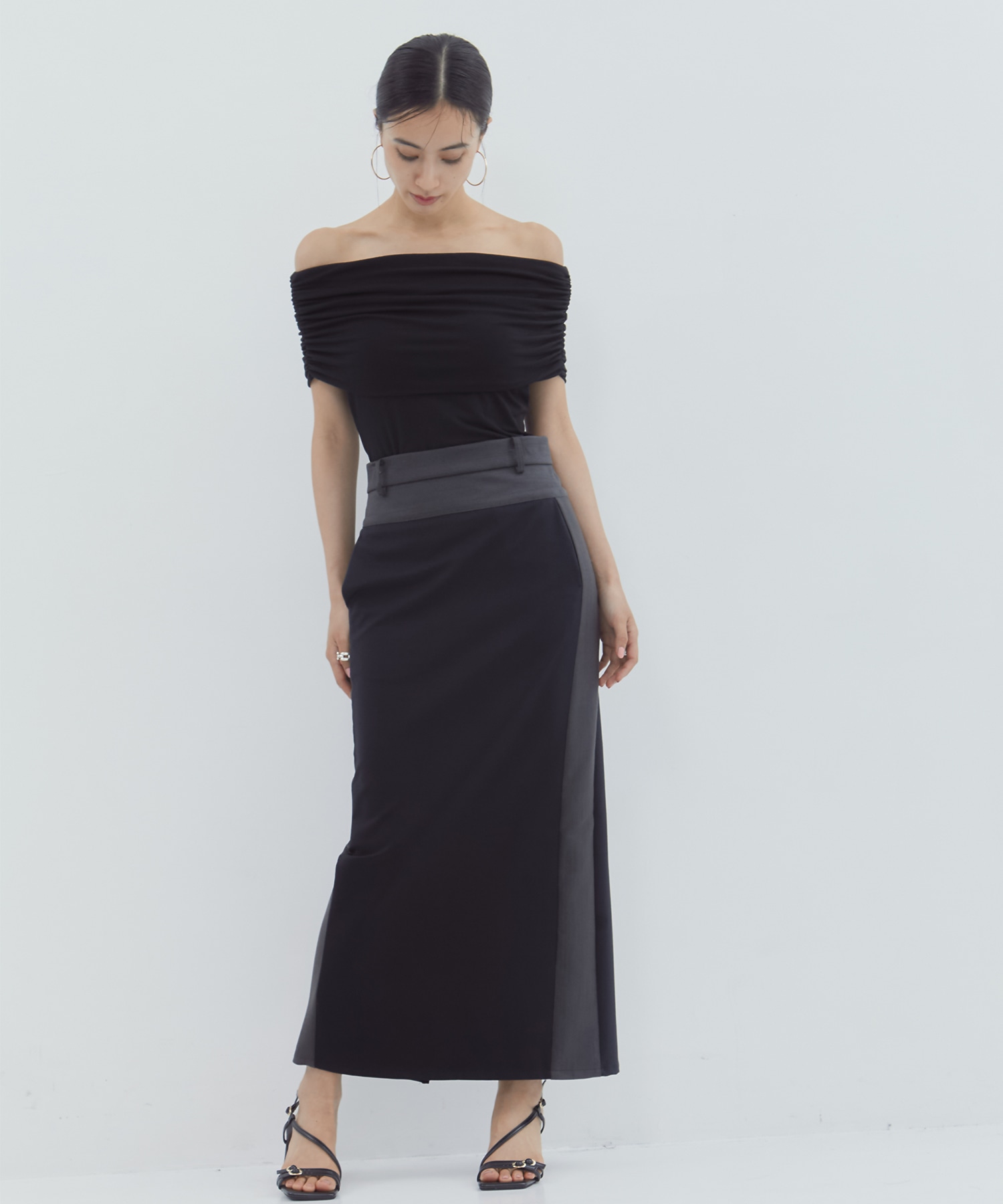 Super Stretch Tight Skirt STUDIOUS