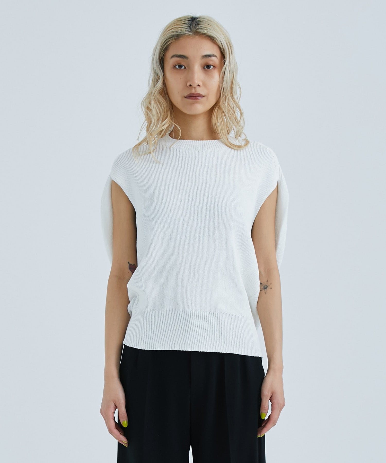 Gema knit Pullover WH(FREE WHITE): AKIRANAKA: WOMENS｜ STUDIOUS 