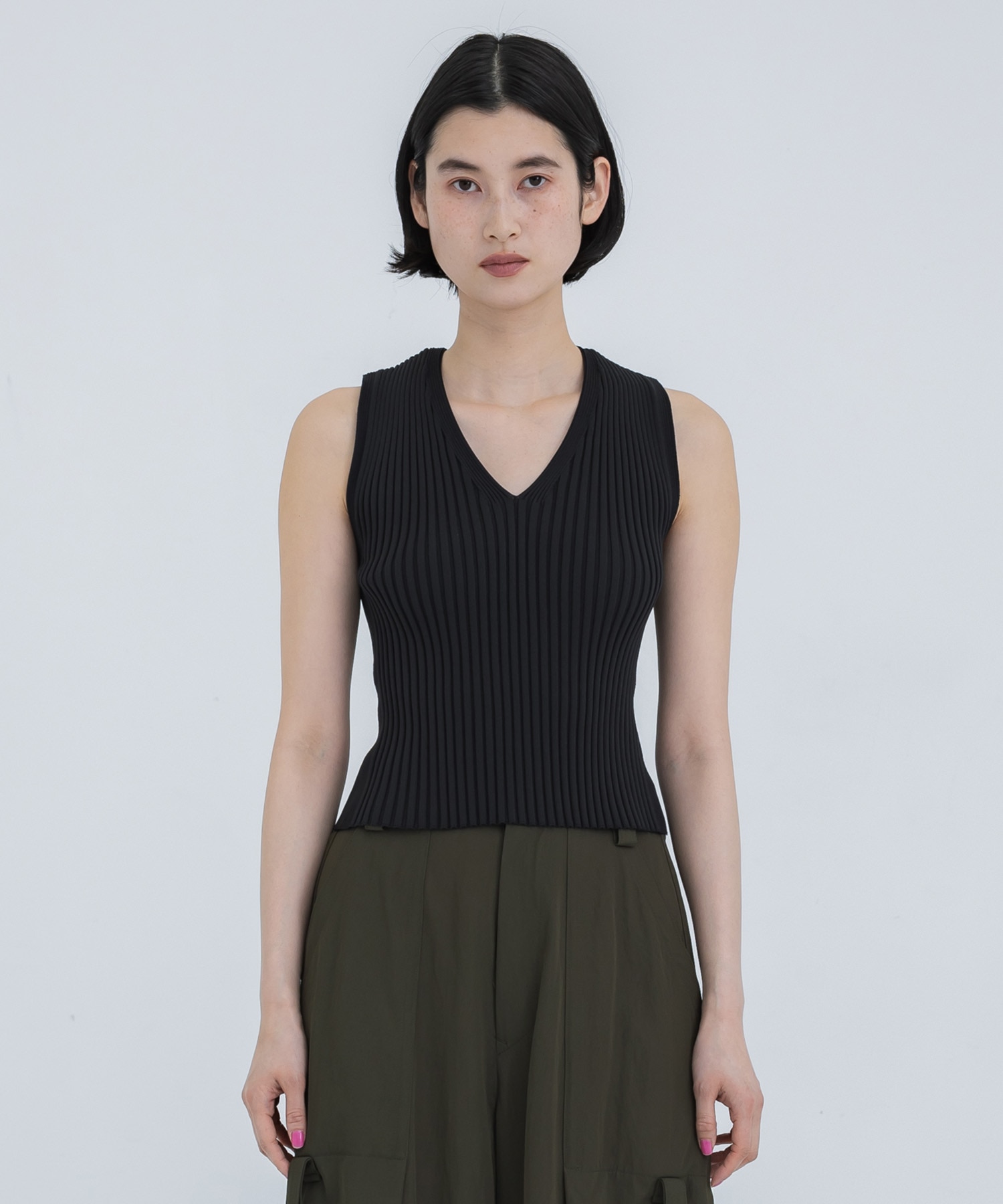 Eco-Vneck knit(1 BLACK): IIROT: WOMENS｜ STUDIOUS ONLINE公式通販サイト