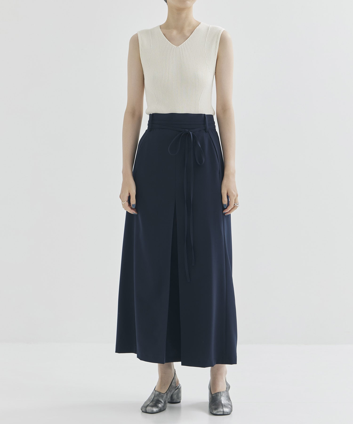 High Waist Tucked Skirt STUDIOUS