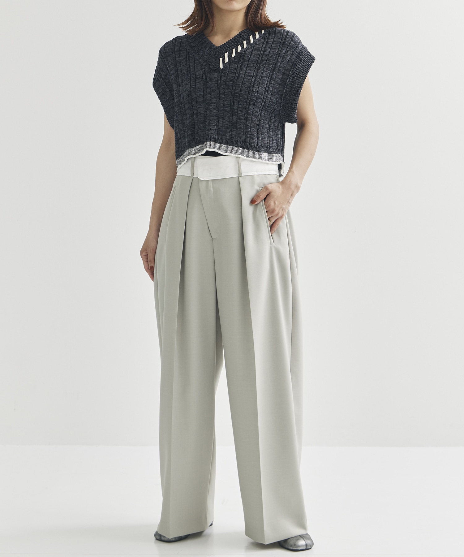 Asymmetric Front Trousers STUDIOUS