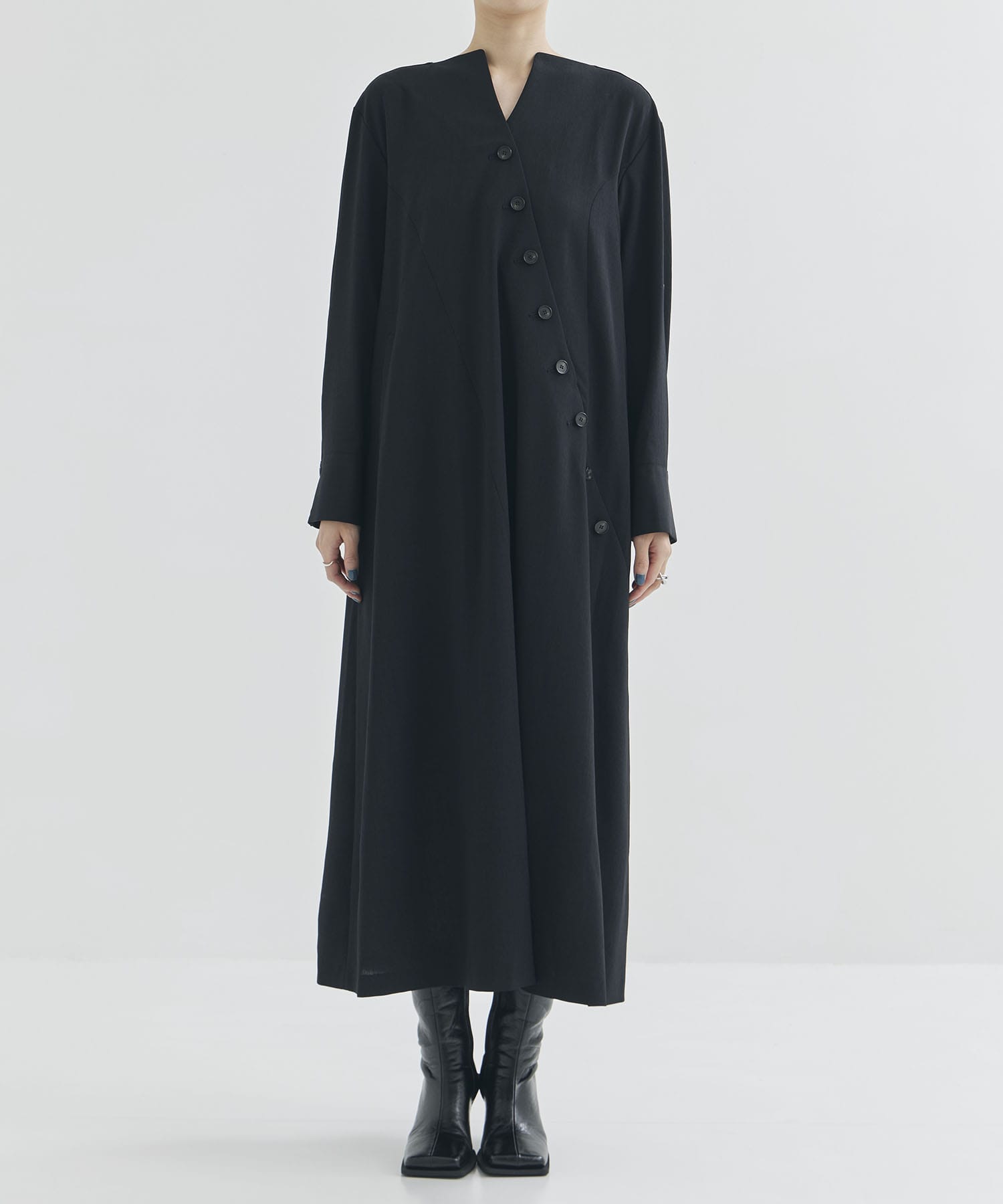 Sesilia asymmetry panel dress BK AKIRANAKA