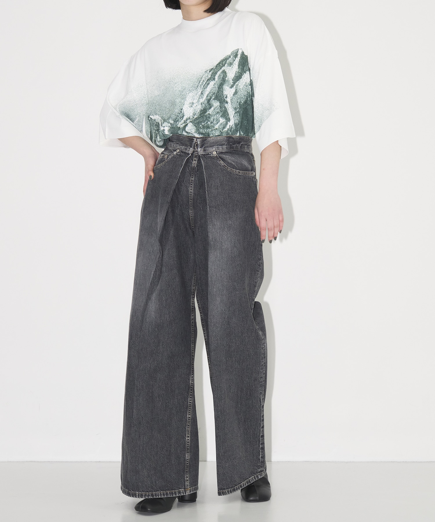 WASHED DENIM WIDE PANTS (SHORT LENGTH) JOHN LAWRENCE SULLIVAN
