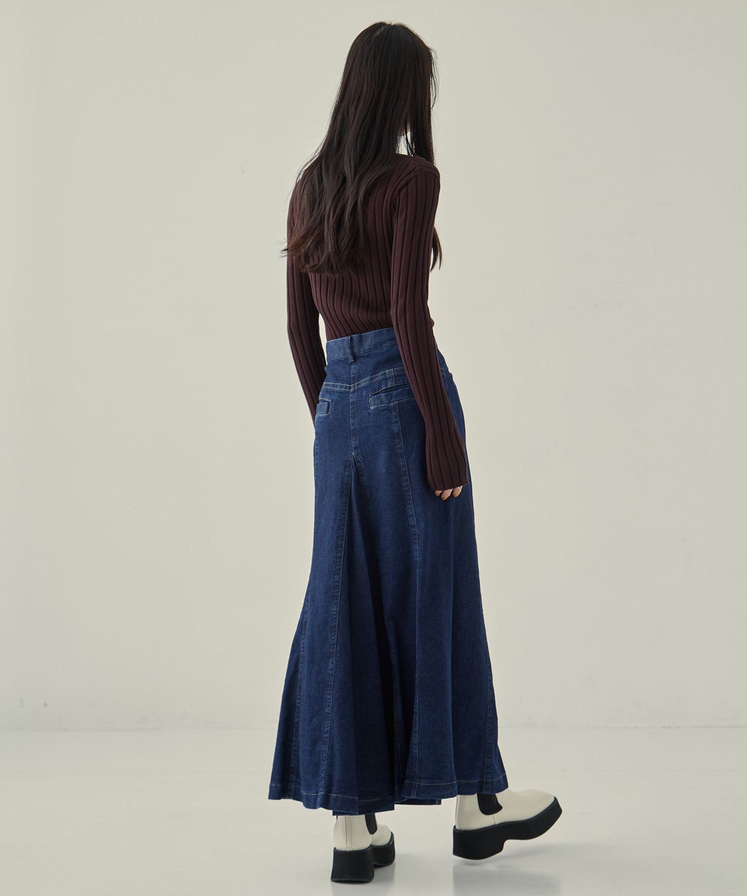 Back Flare Denim SK STUDIOUS