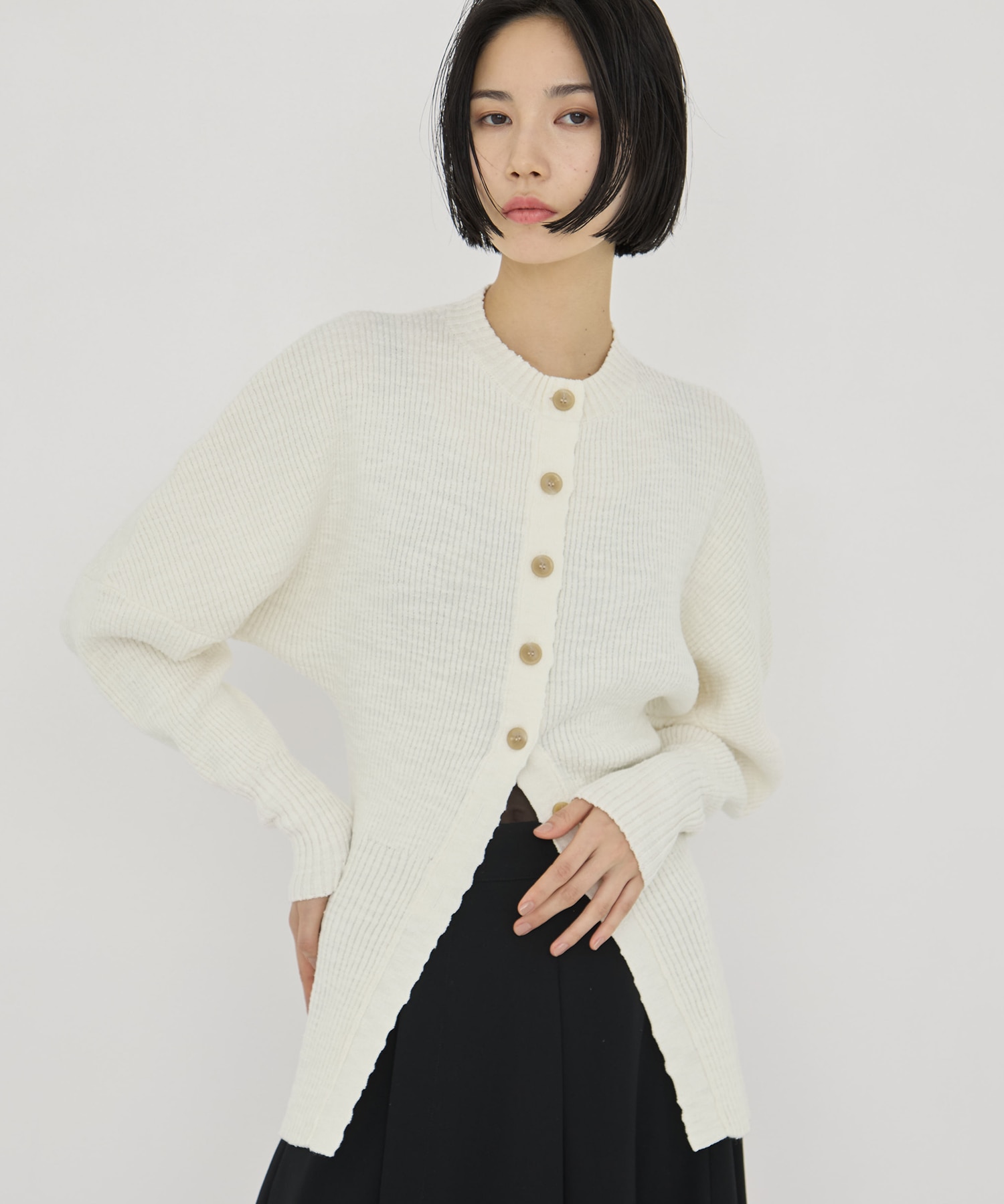 Greer crew neck knit cardigan AKIRANAKA