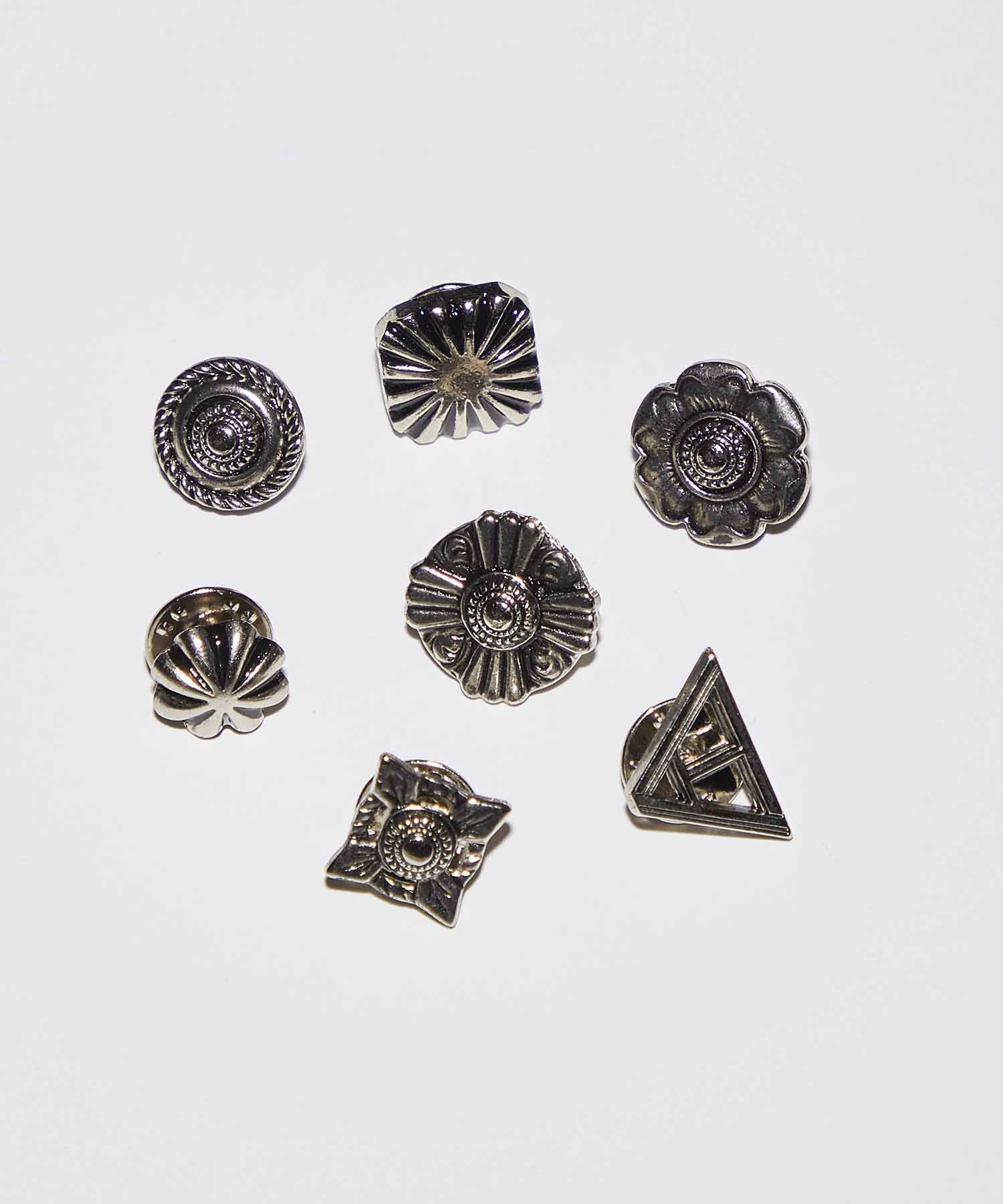 Metal pin set TOGA