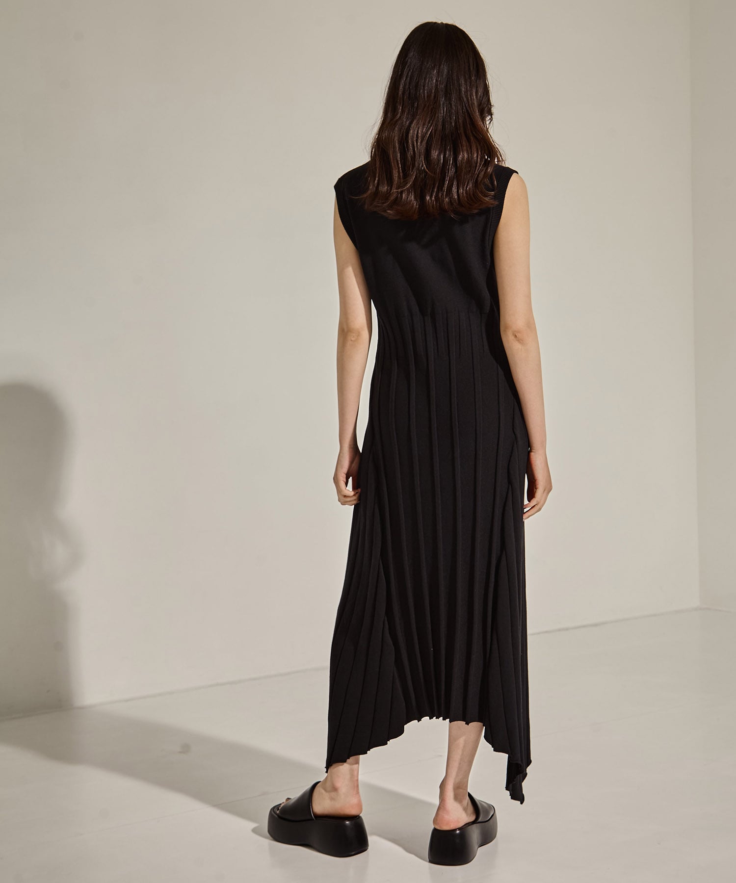 別注NO SLEEVE KNIT DRESS CINOH