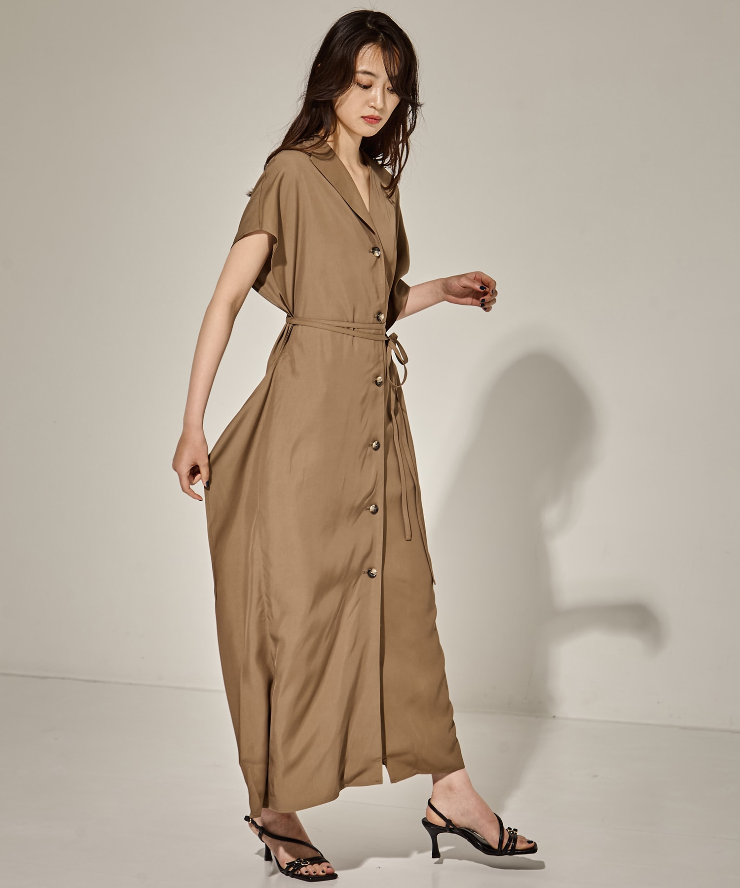 Ana asymmetry dress BE AKIRANAKA