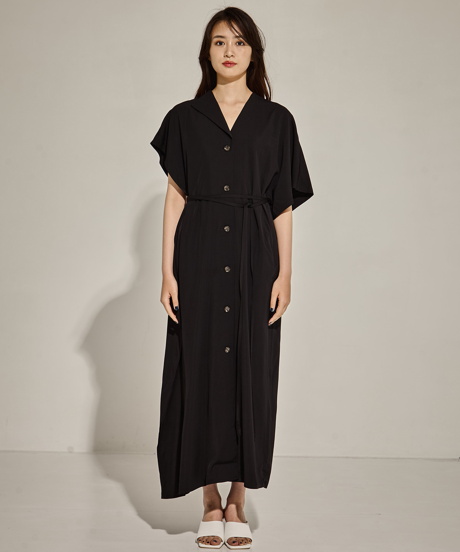Ana asymmetry dress BK AKIRANAKA