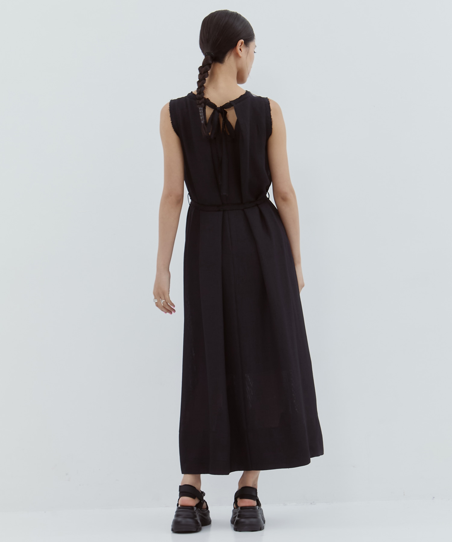 V Neck Sleeveless Mesh Dress STUDIOUS