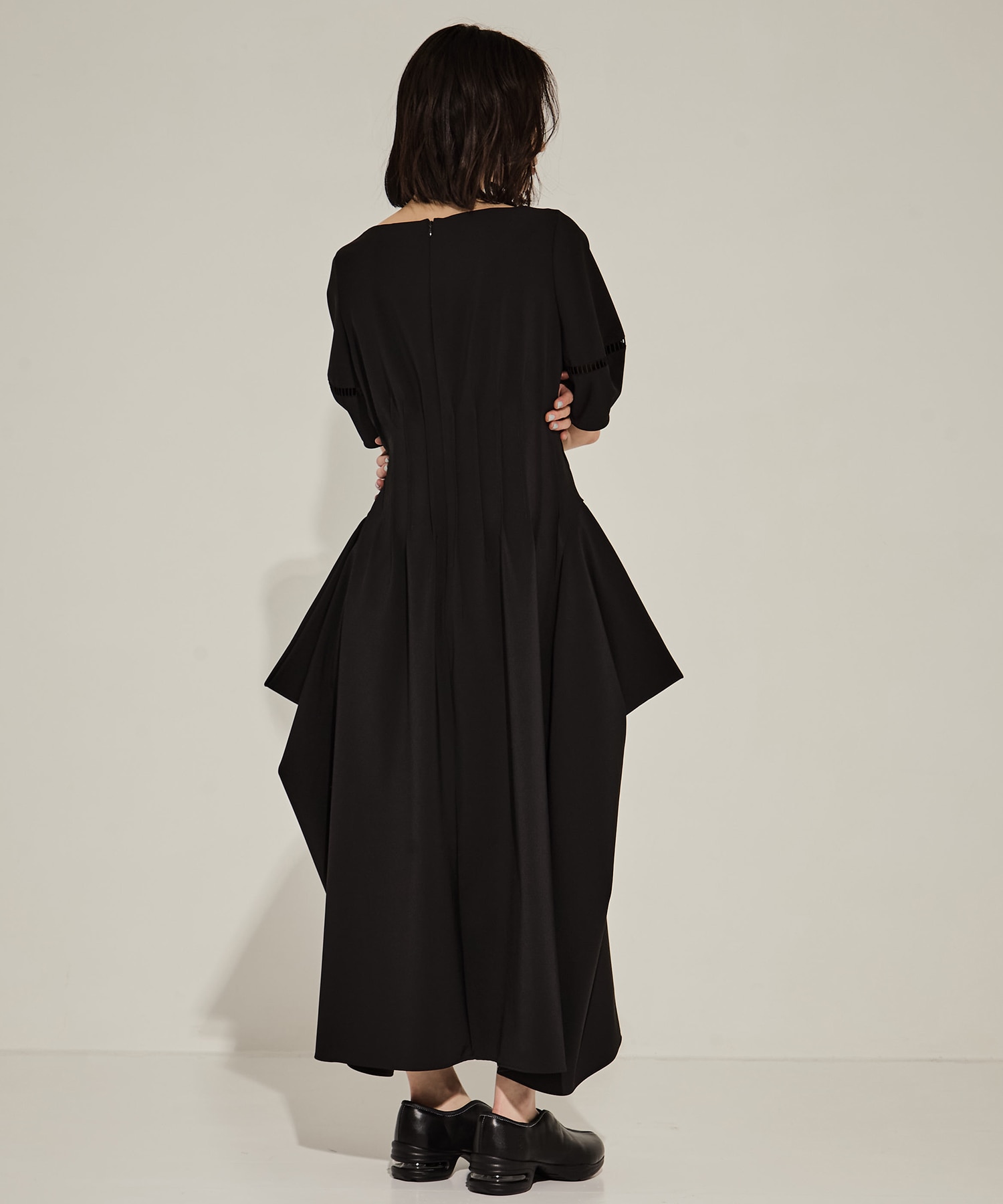 PIN TUCK VOLIME SLEEVE DRESS STUDIOUS