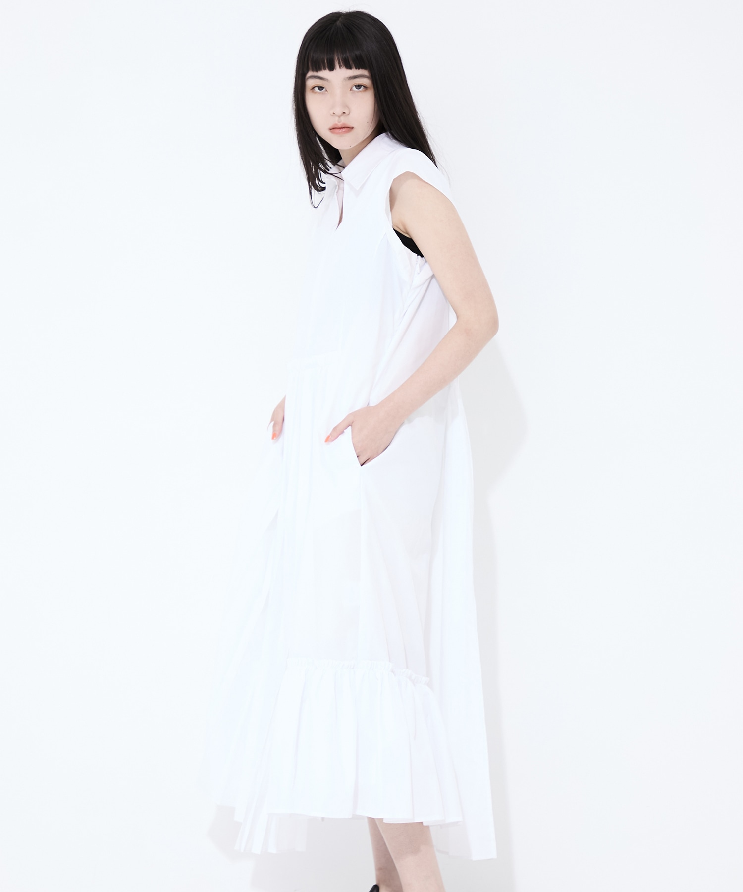Asymmetry pleats one-piece STUDIOUS