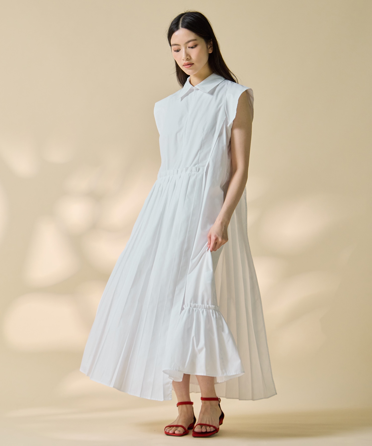 Asymmetry pleats one-piece(1 WHITE): STUDIOUS: WOMENS｜ STUDIOUS