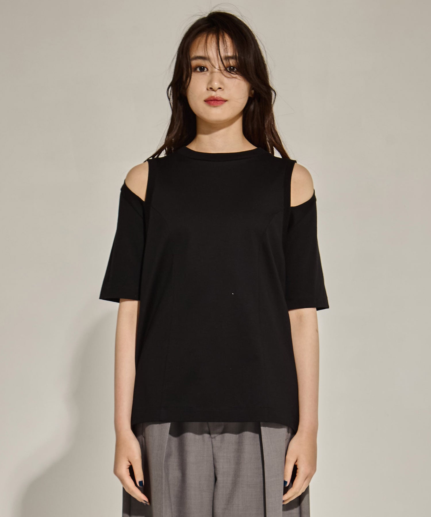 別注CUT OUT T-SHIRT CINOH