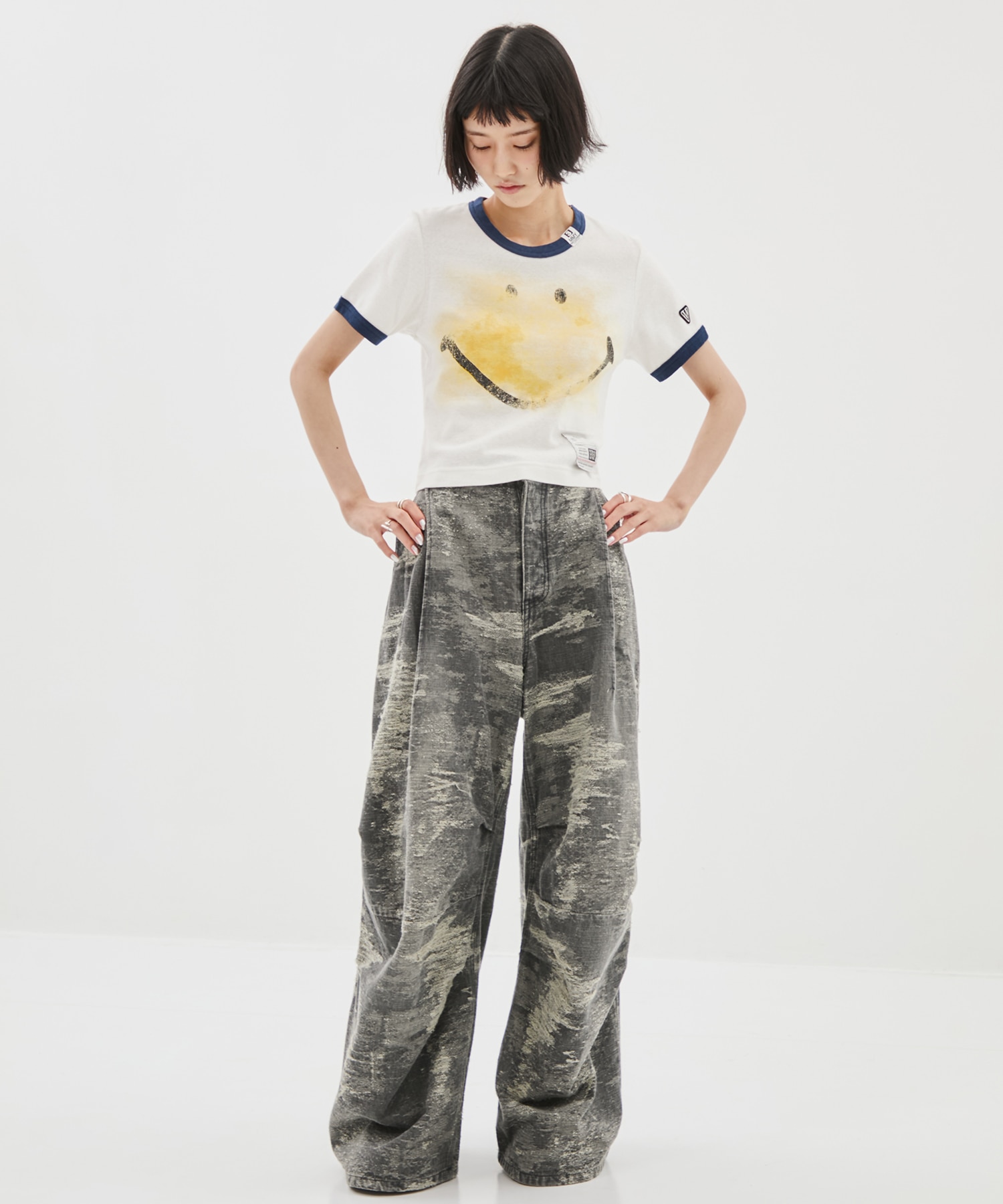 SMILY FACE PRINTED MINI TEE Maison MIHARA YASUHIRO