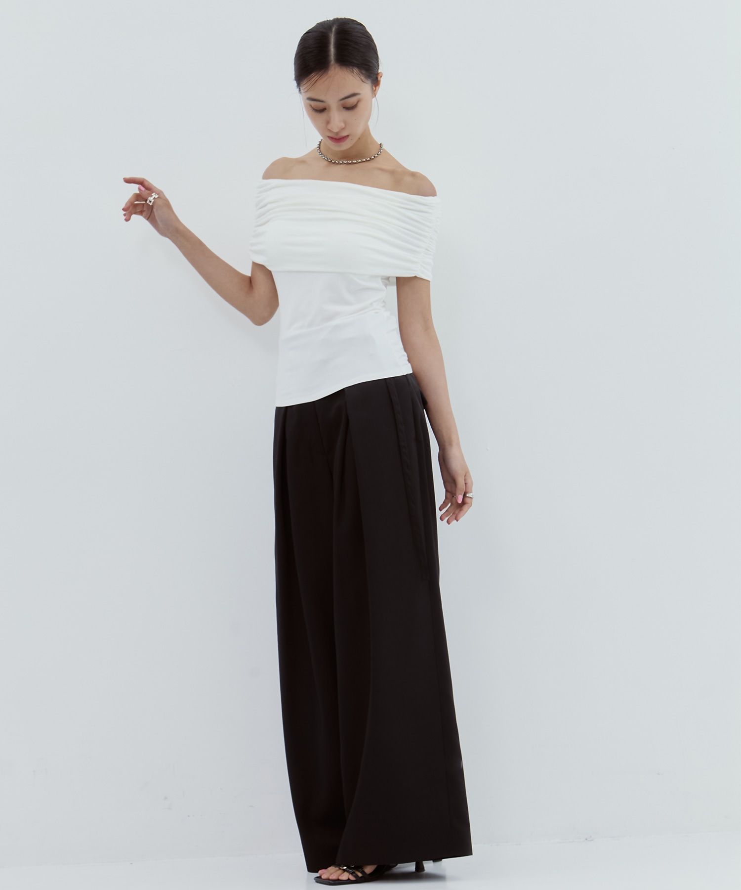 別注OFF SHOULDER TOPS determ