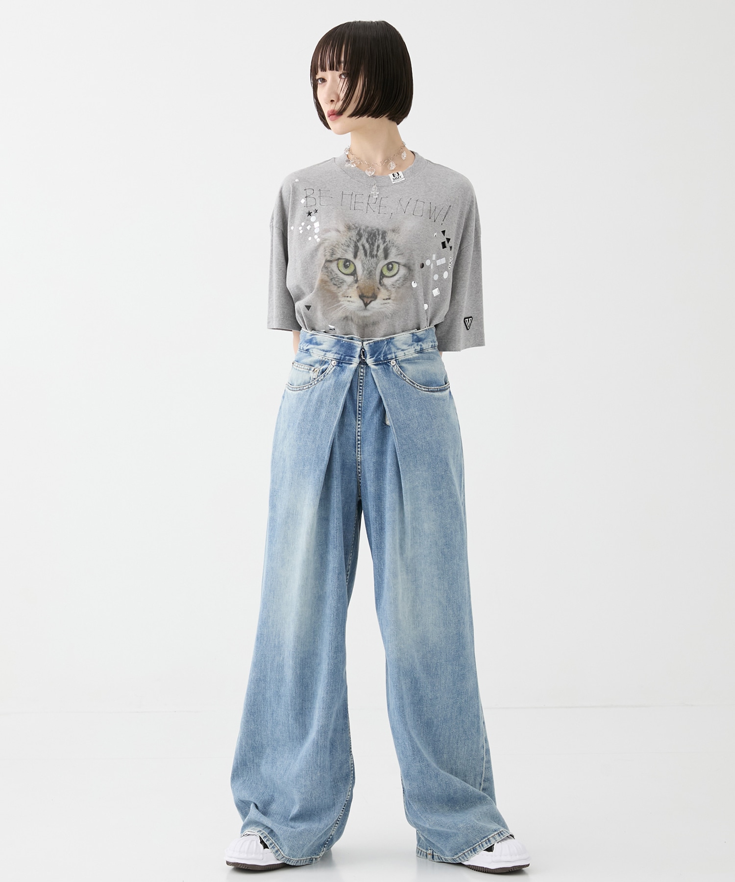 EMBELLISHED DISTRESSED TEE Maison MIHARA YASUHIRO