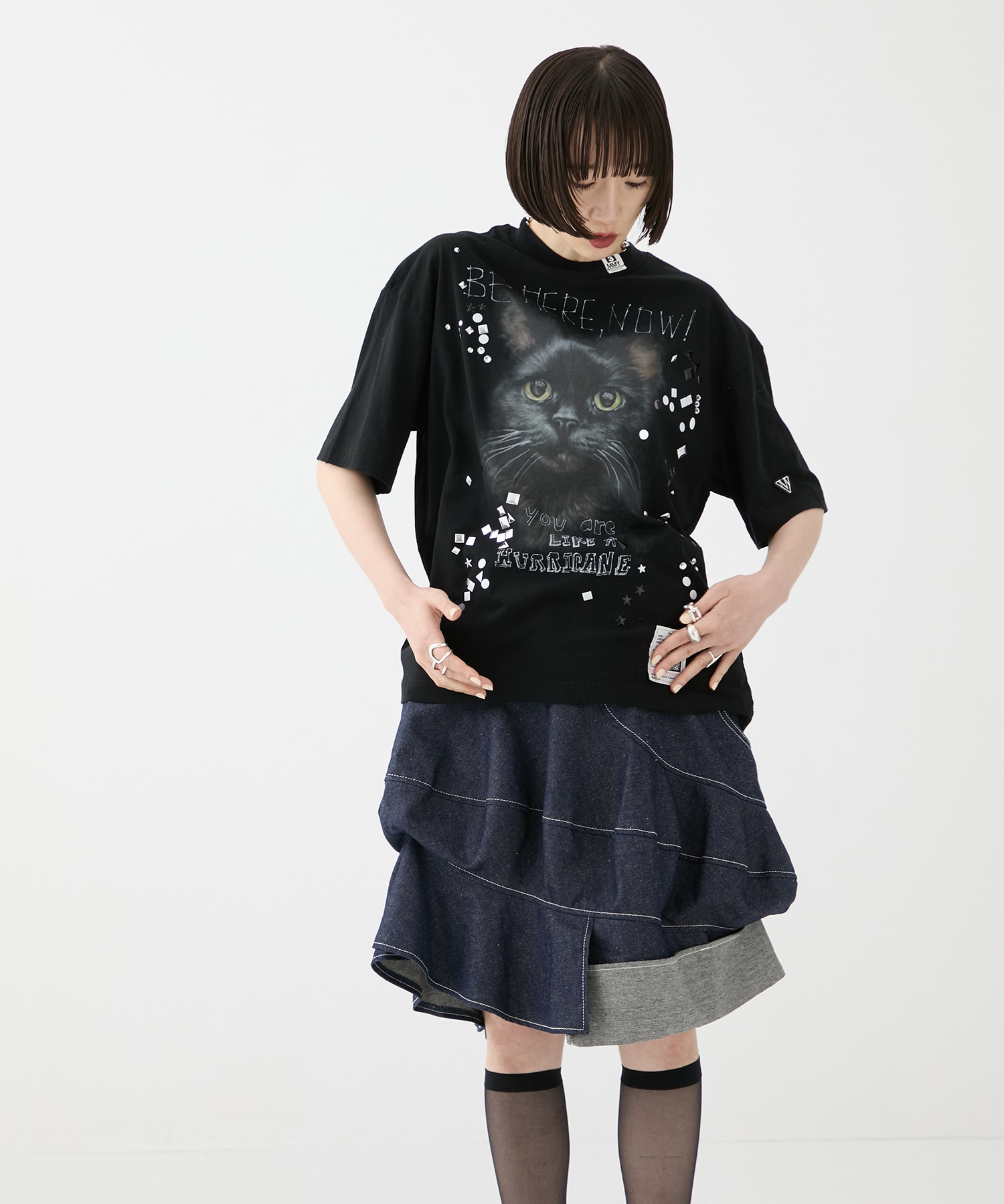 EMBELLISHED DISTRESSED TEE Maison MIHARA YASUHIRO