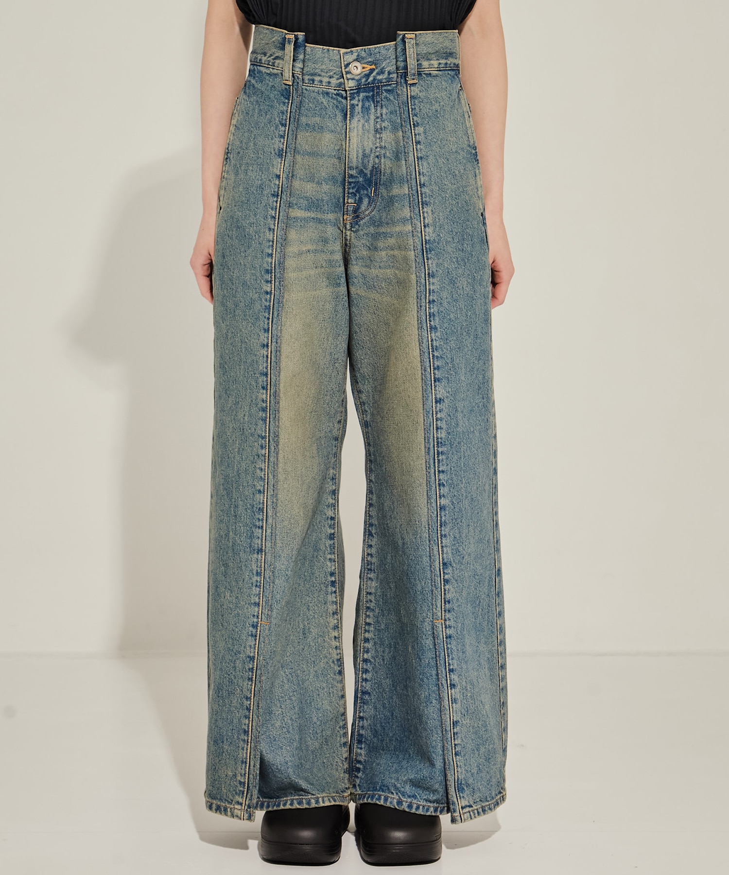 Side Folded Jeans STUDIOUS