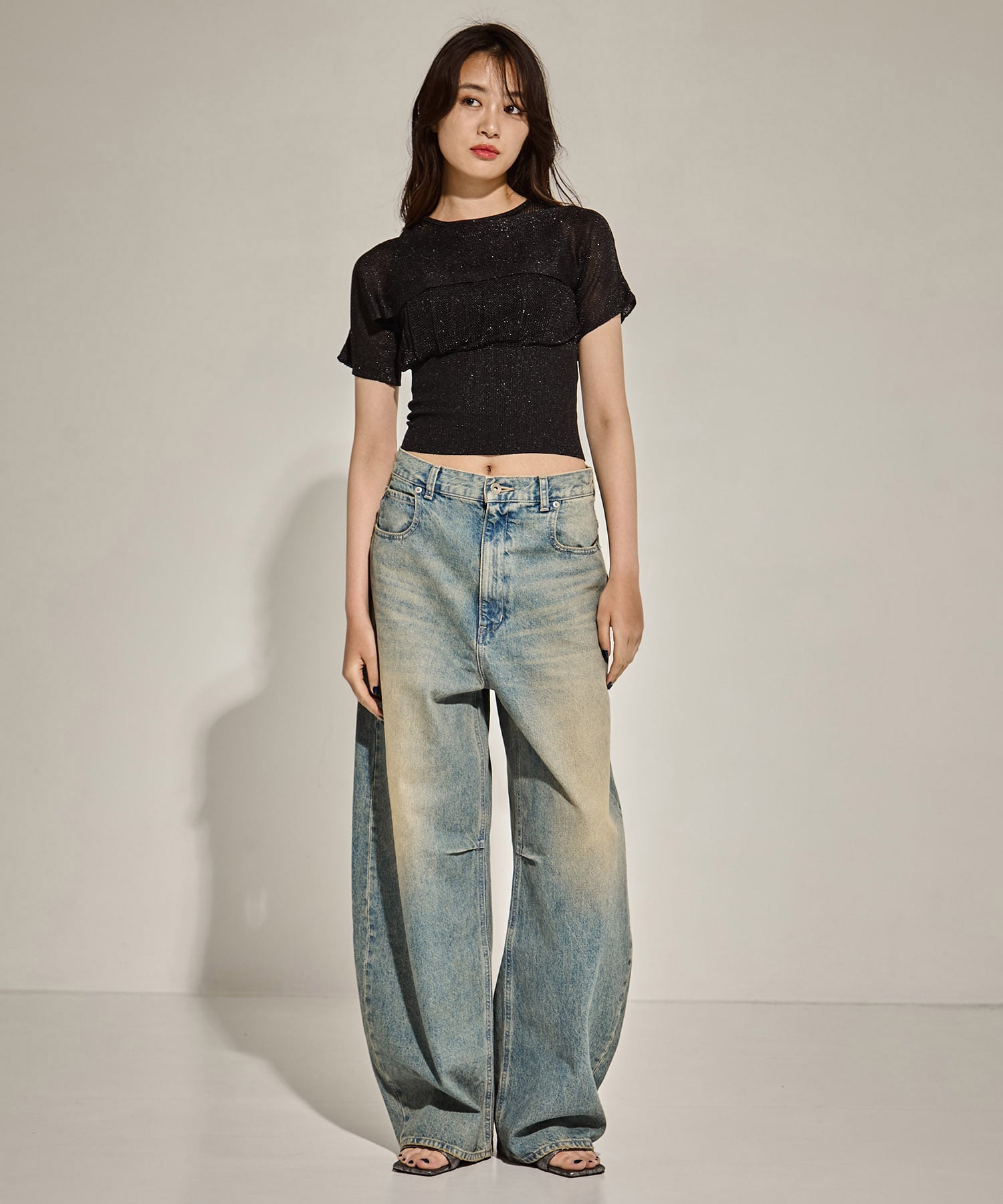 Damaged Barrel Leg Jeans STUDIOUS