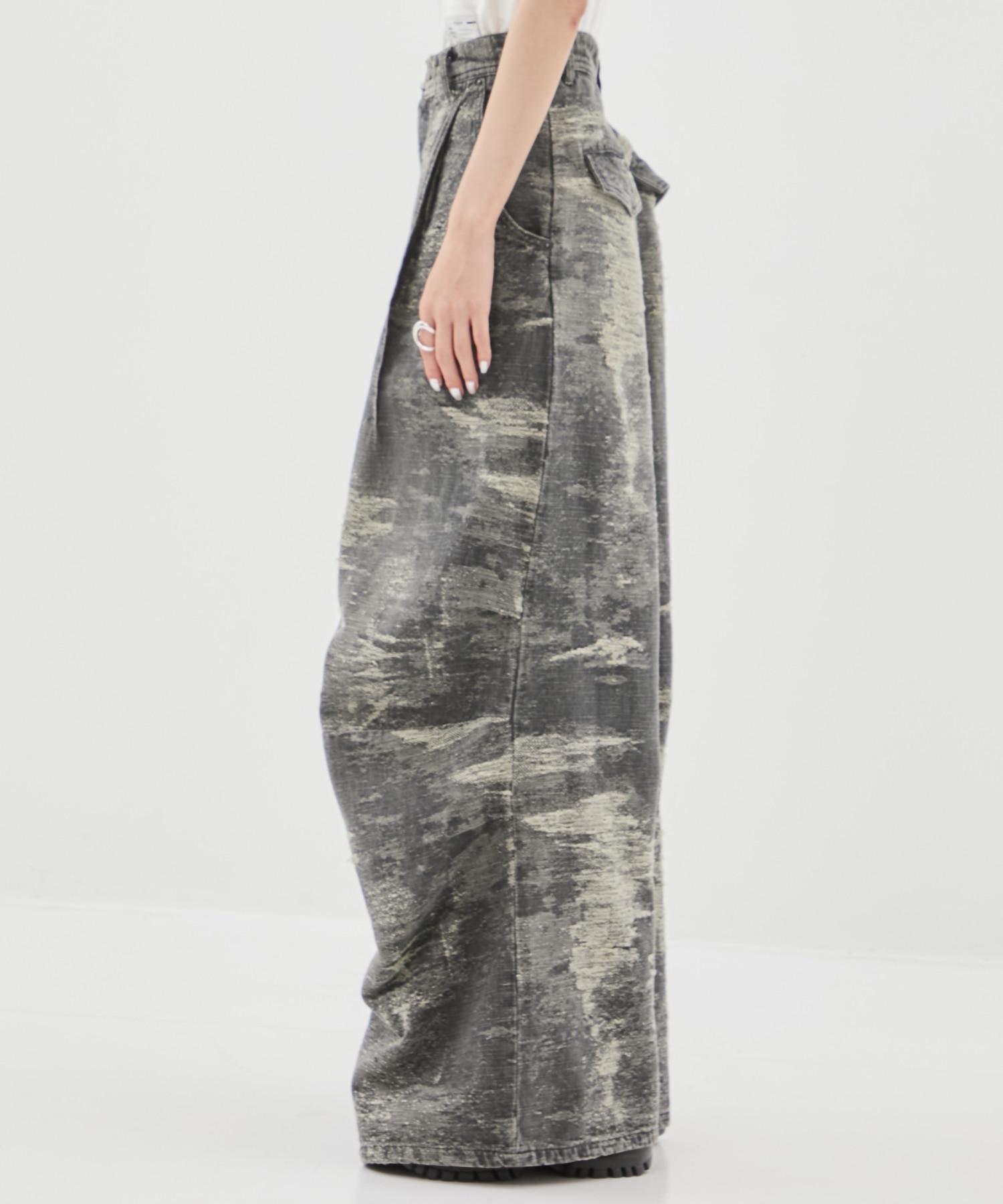 DESIGN TROUSERS TAAKK