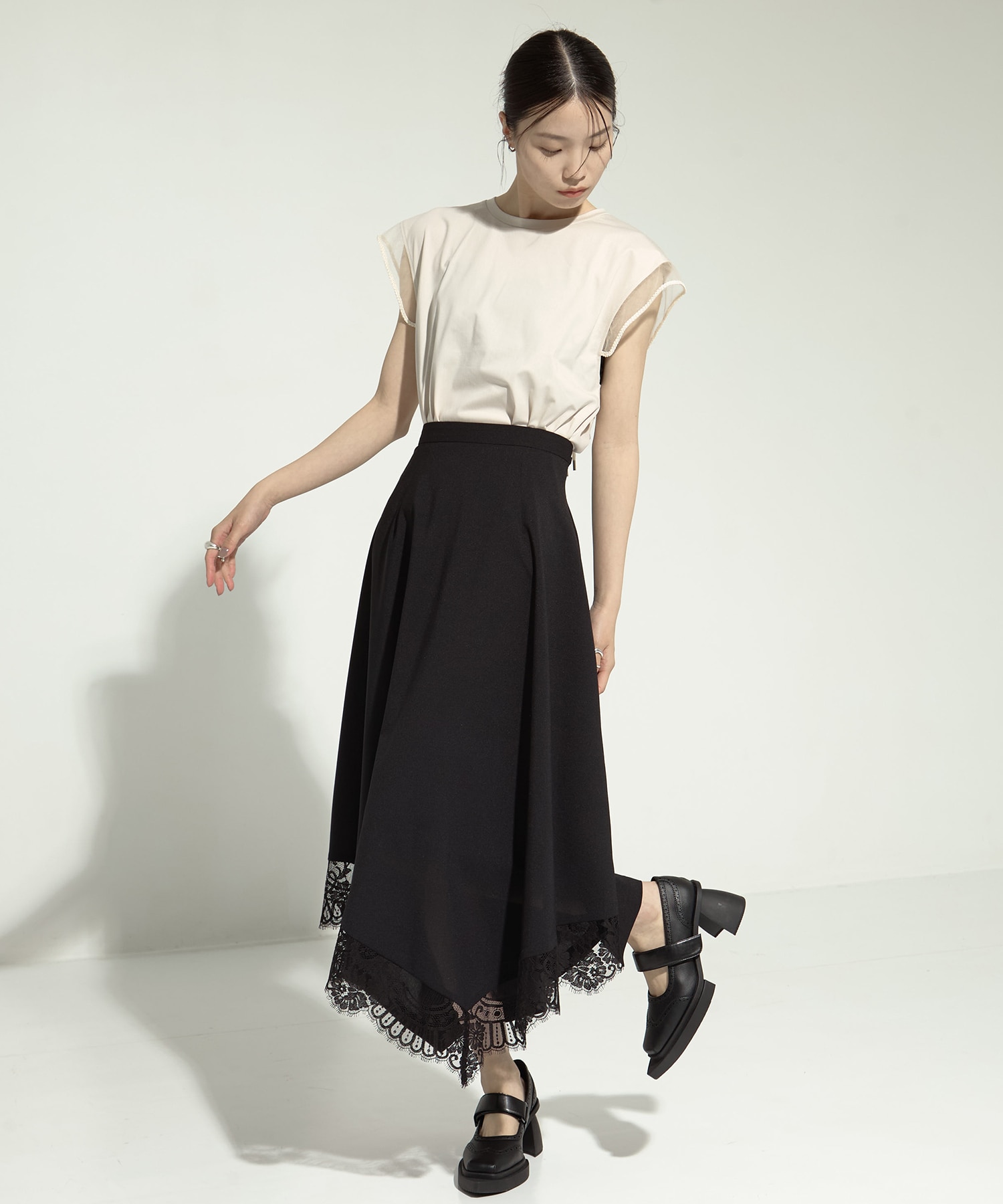 別注lace hem skirt AKANE UTSUNOMIYA