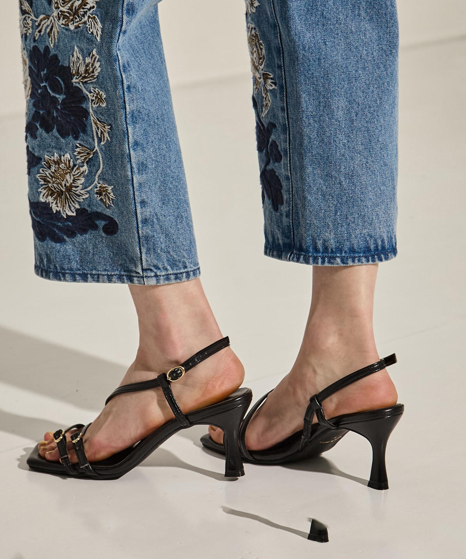 Multi Adjust Strap Sandals STUDIOUS