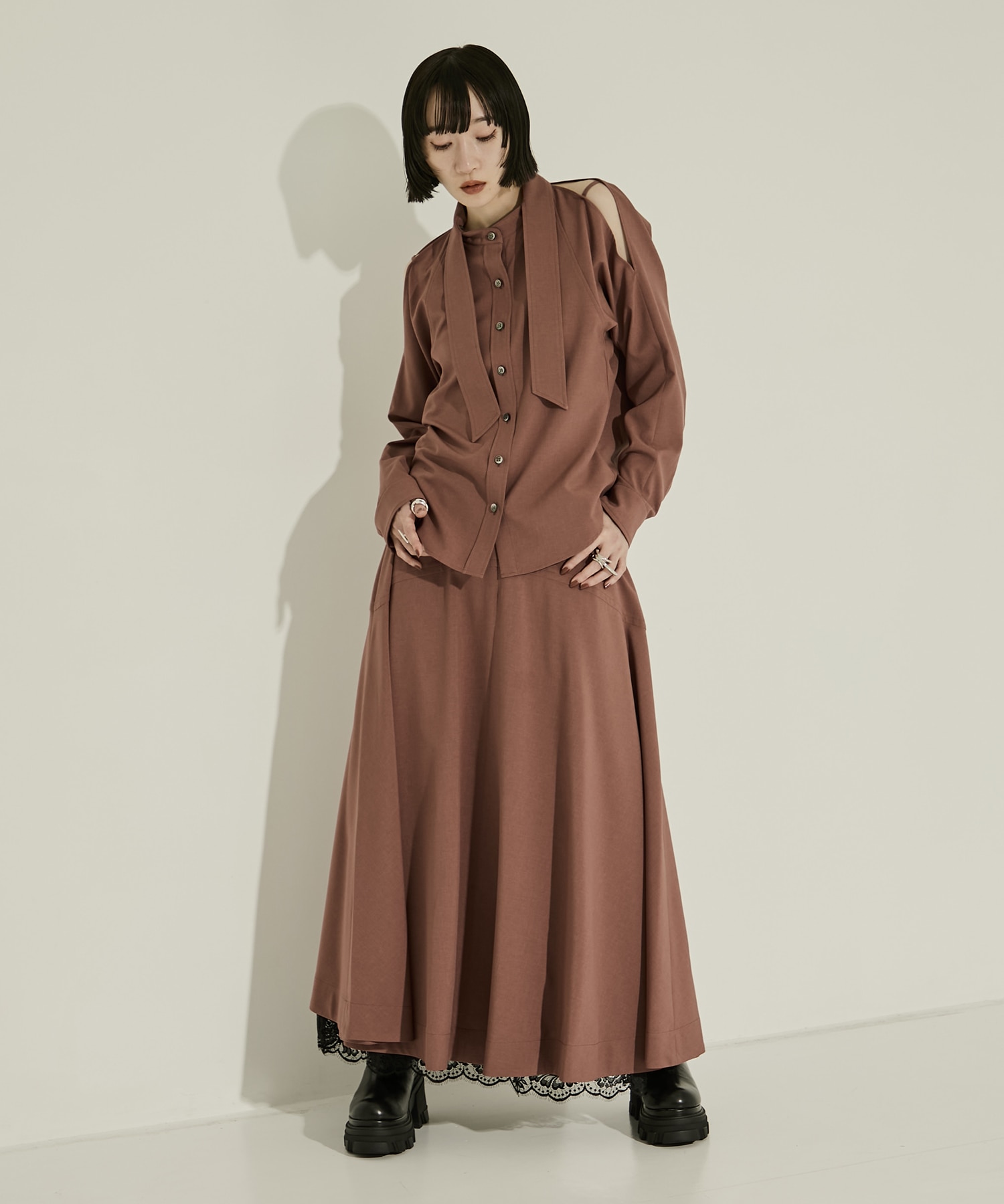 別注WAO-FB49-2009（肩開きブラウス） AKANE UTSUNOMIYA