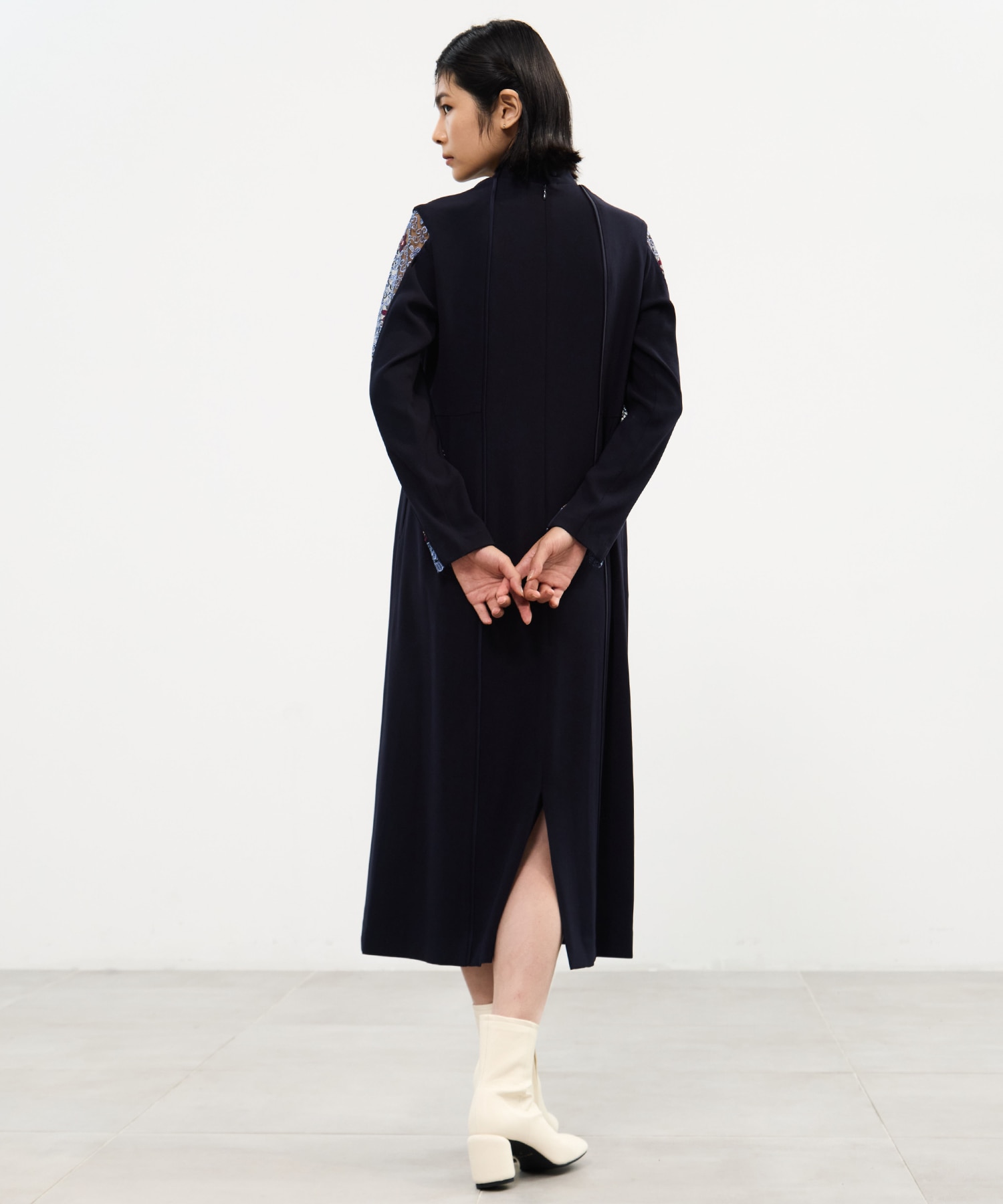 Petal collar lace dress MURRAL