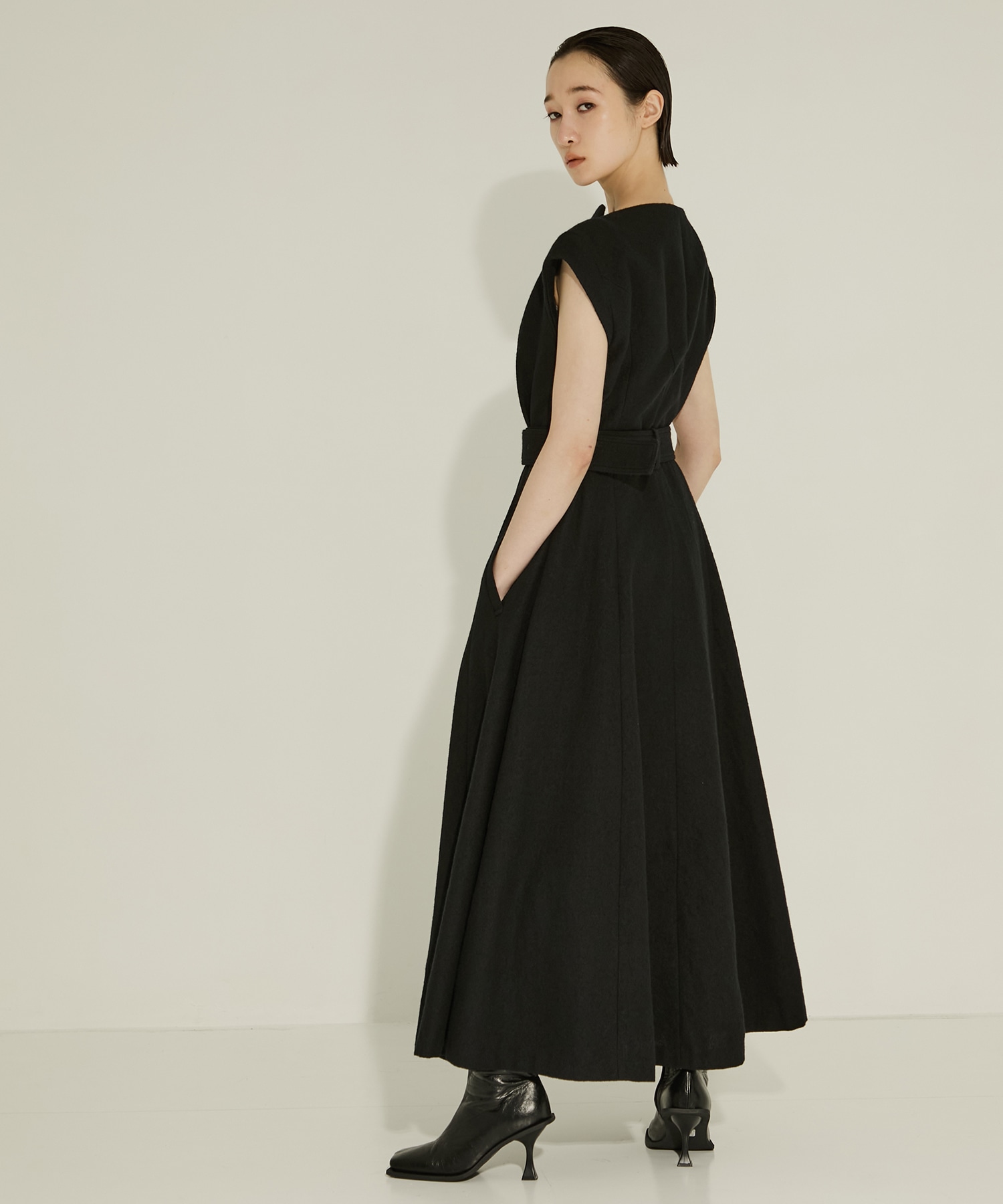 Sesilia dress BK AKIRANAKA