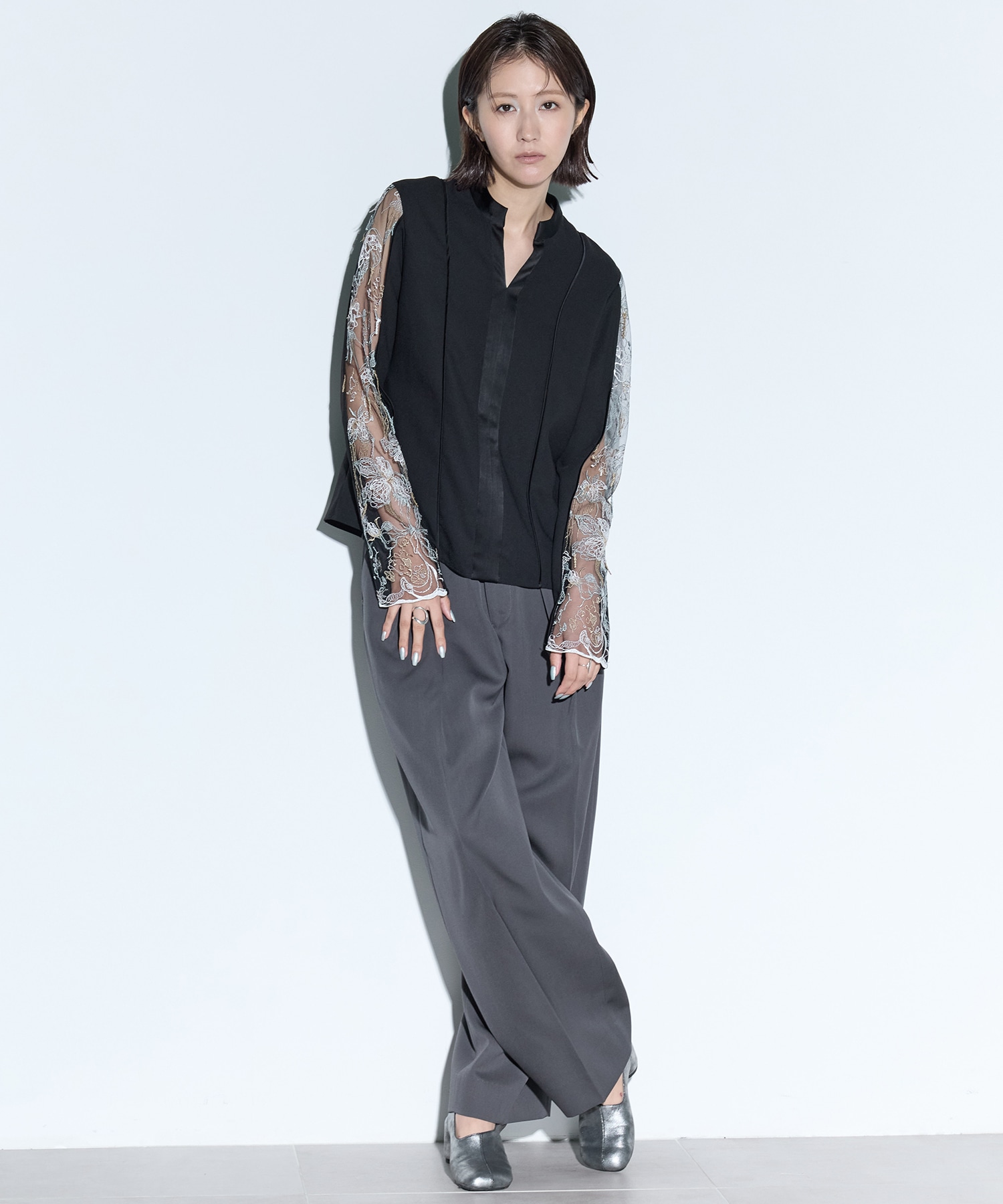 Tears flower lace tops MURRAL