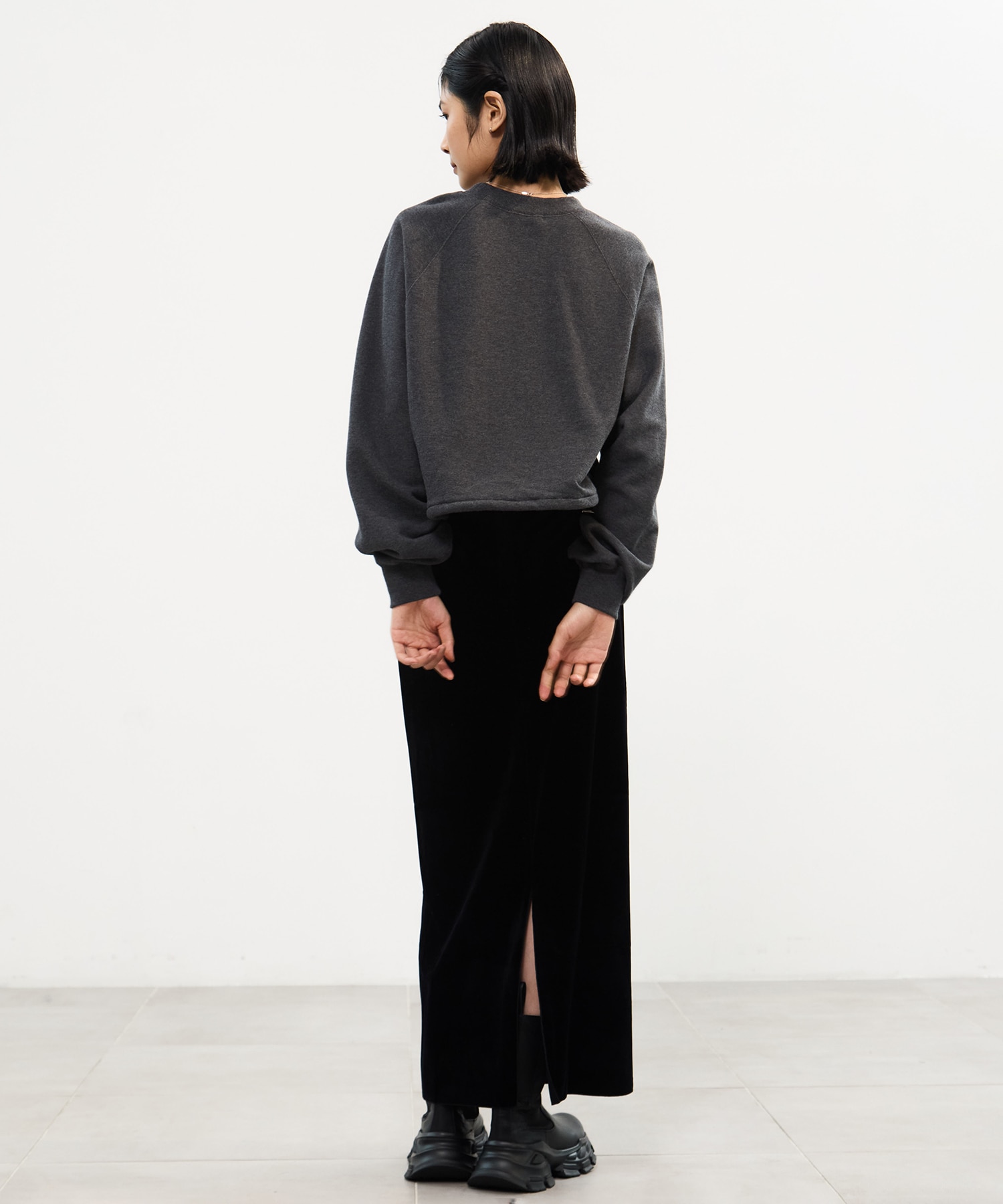 DRAWSTRING GATHER SLEEVE SWEAT SHIRT STUDIOUS