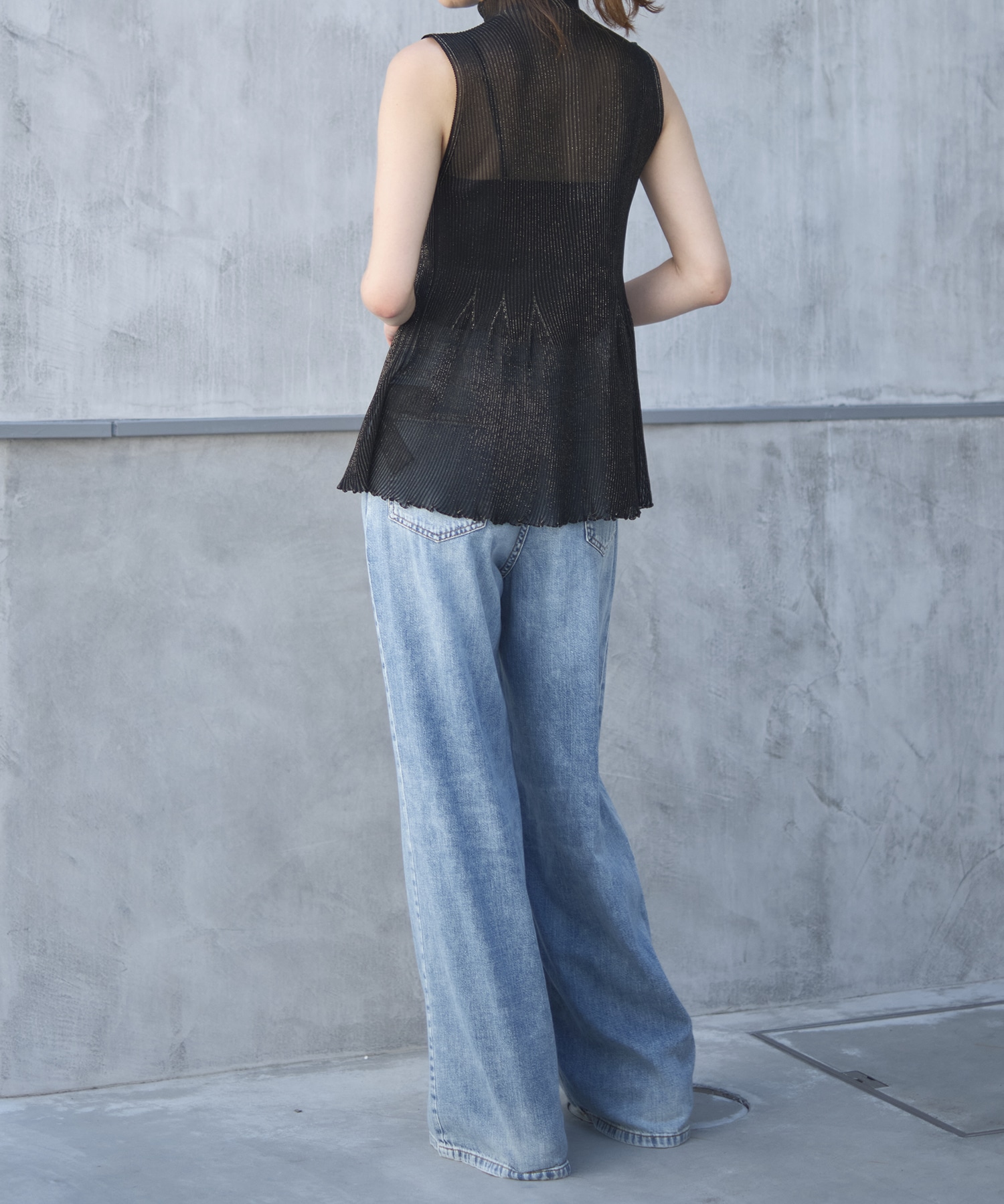 HYPHA LUCENT GLITTER SLEEVELESS TOP CFCL