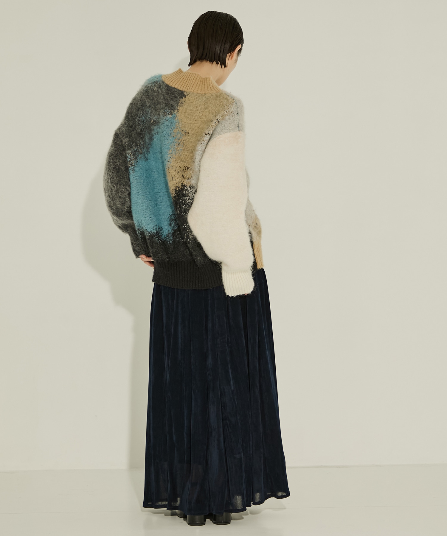 Ricarda knit pullover AKIRANAKA