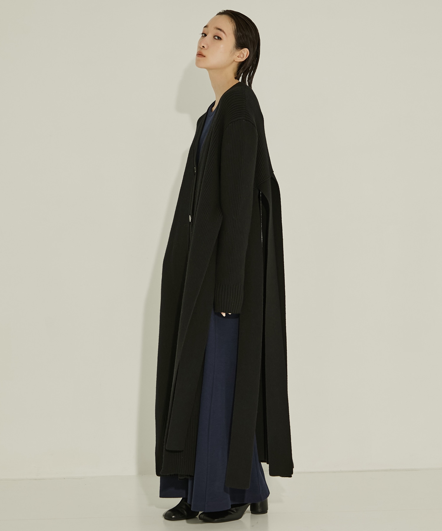 Margo long knit cardigan BK AKIRANAKA
