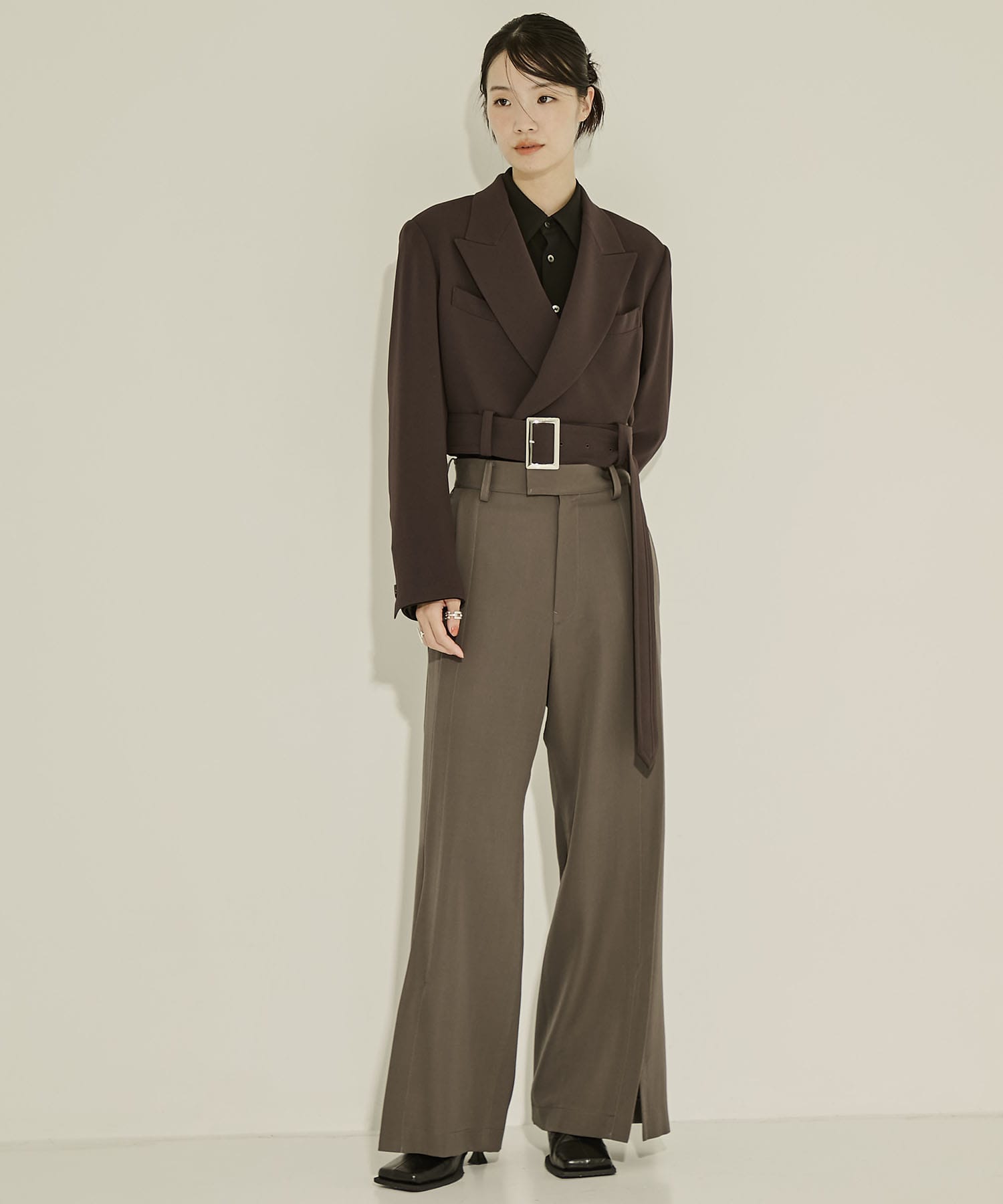 Cropped Belt JKT UJOH