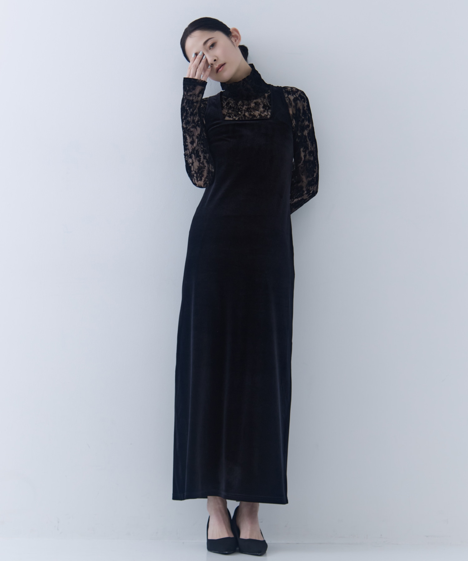 UND OFF SHOULDER VELOUR CARDIGAN SET DRESS AMERI